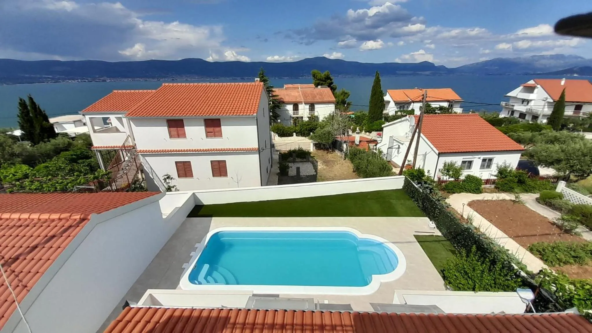 Apartments Mihovilovic - 50 m from beach
