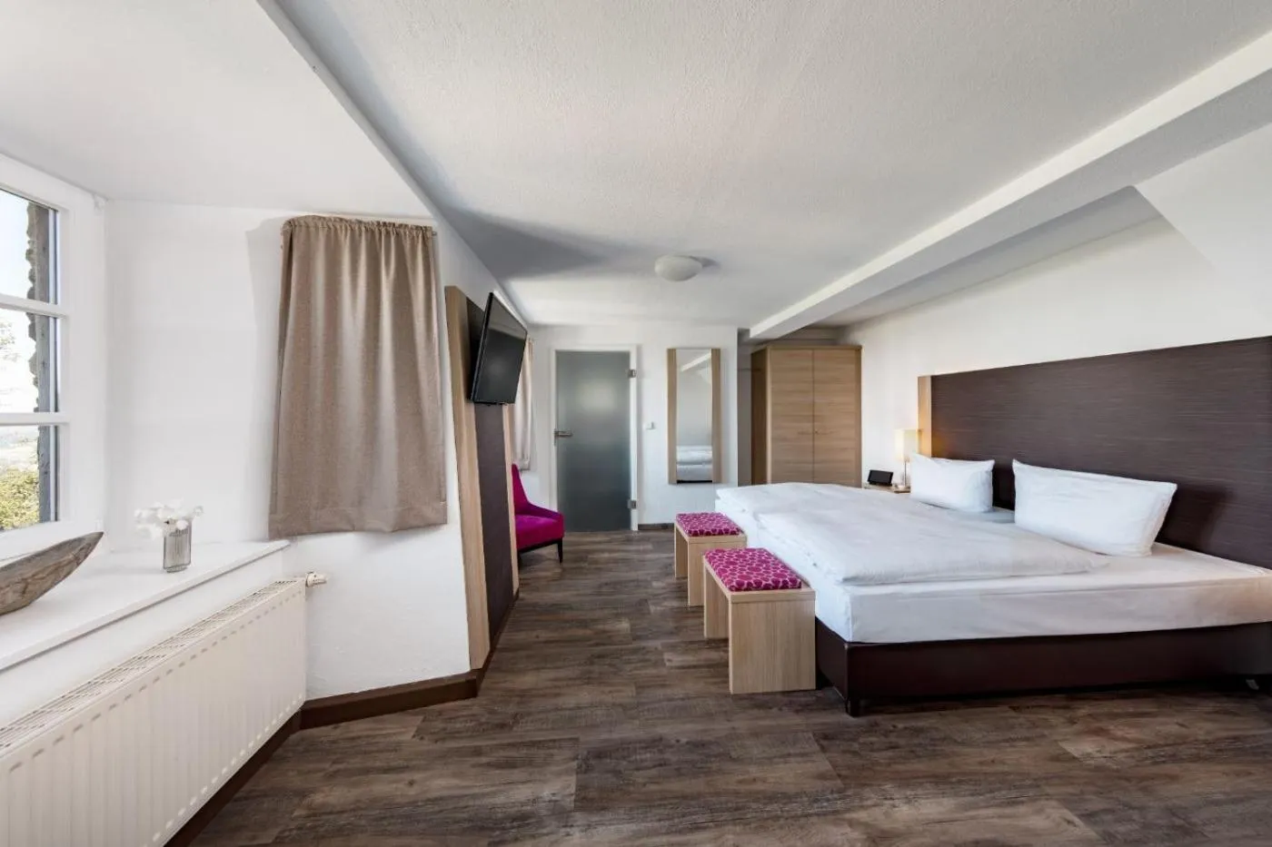 Bedroom, Bed in Burghotel Staufeneck