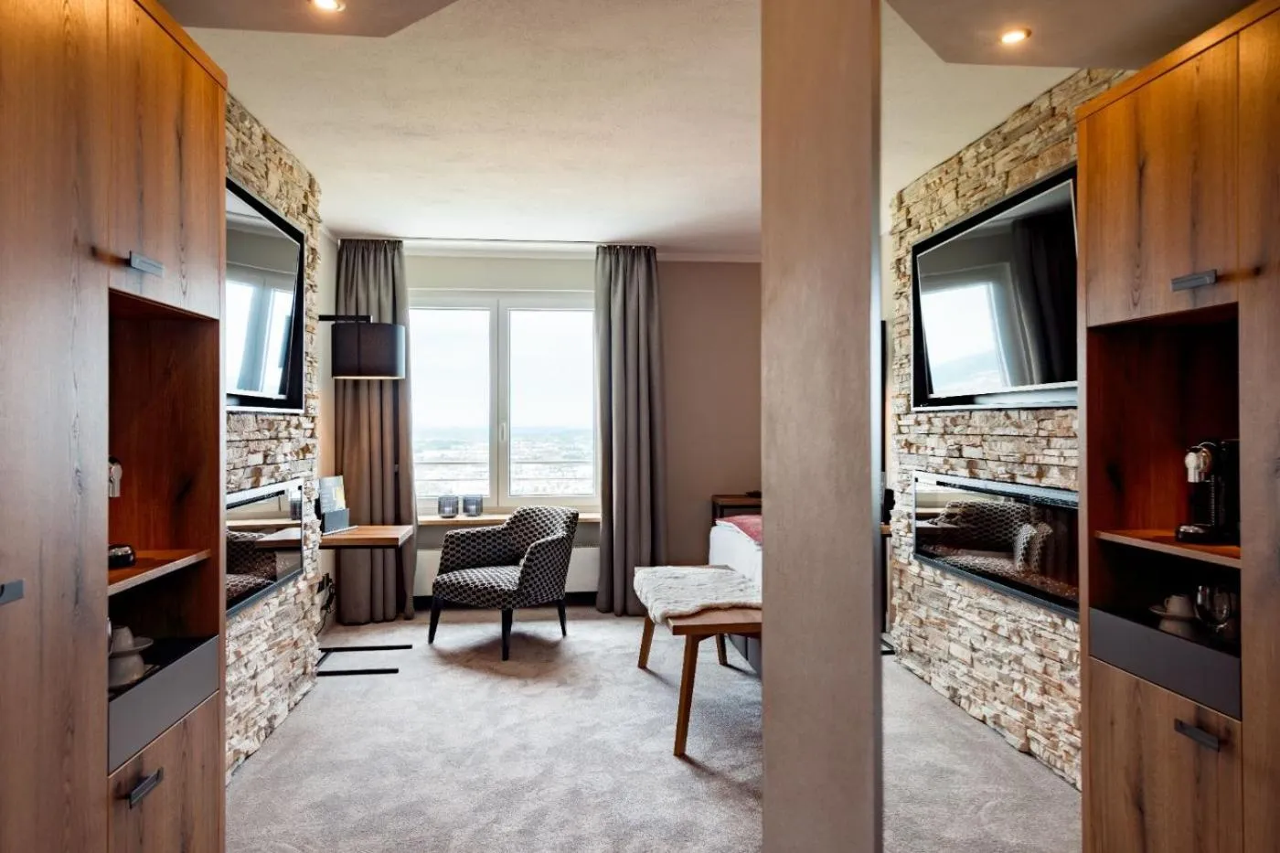 Photo of the whole room in Burghotel Staufeneck