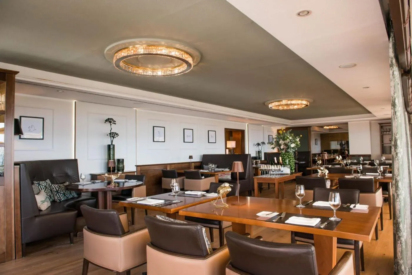 Restaurant/places to eat in Burghotel Staufeneck