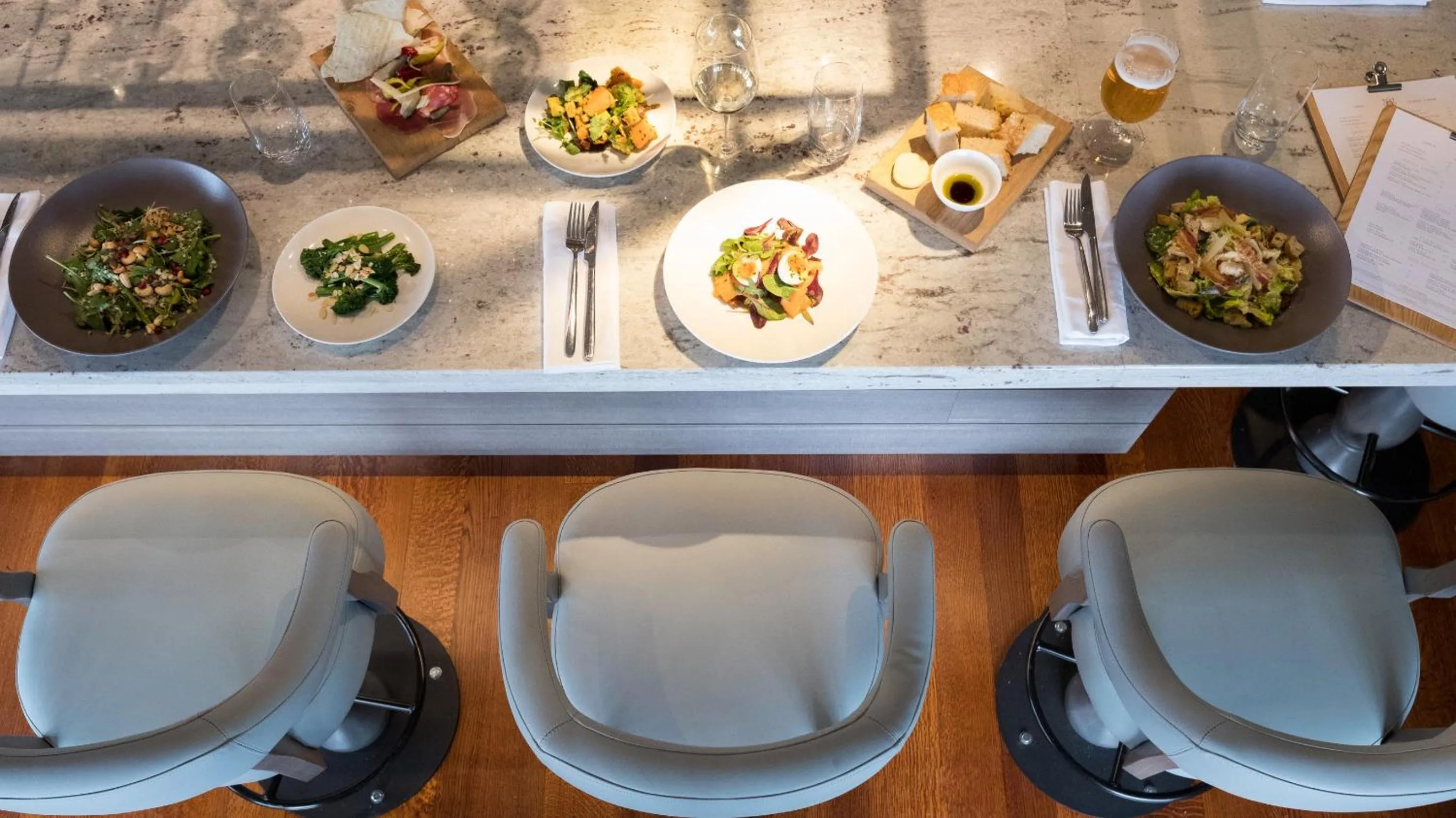 Restaurant/places to eat in The Grand Hotel