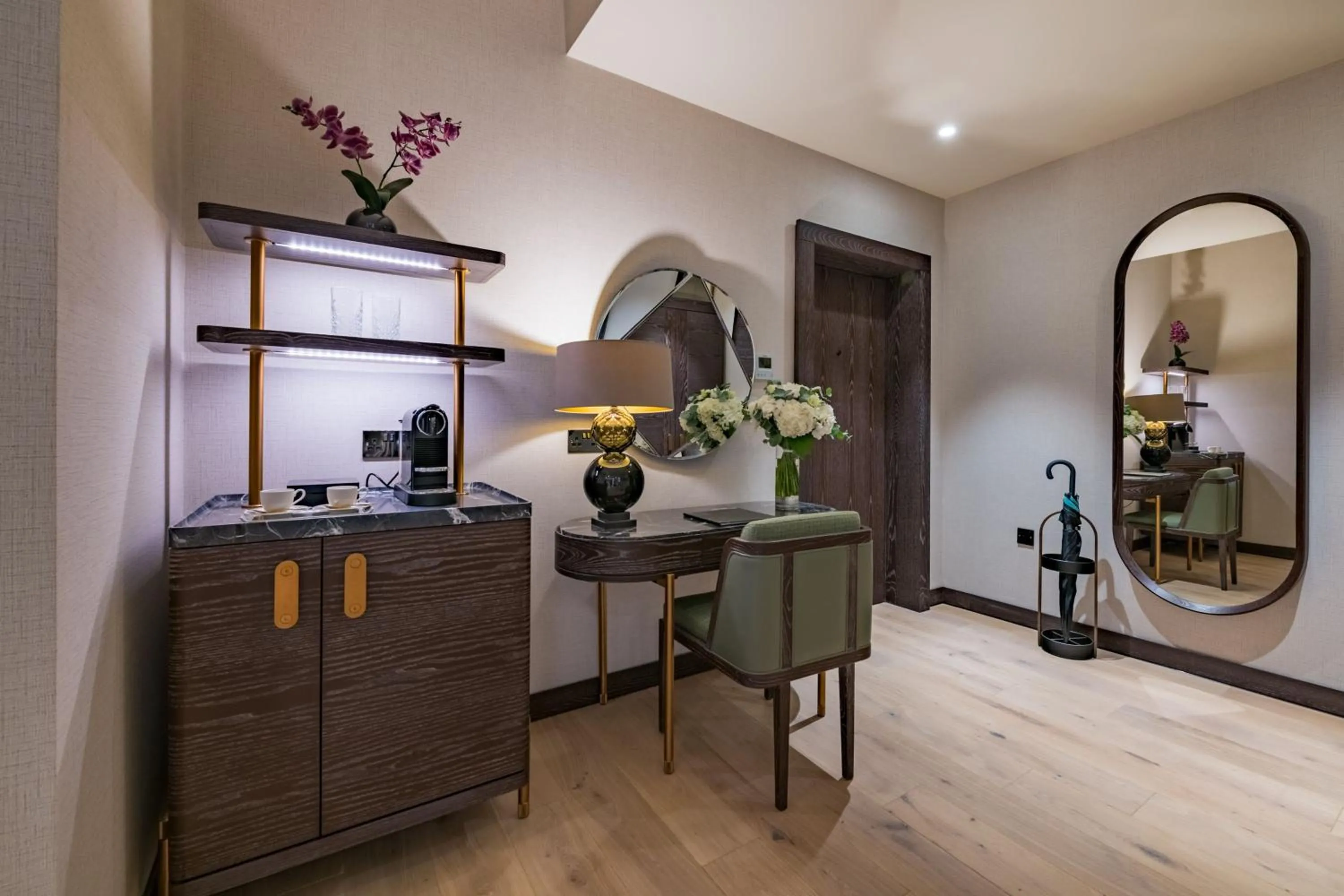 Photo of the whole room in Stock Exchange Hotel, Manchester, Autograph Collection