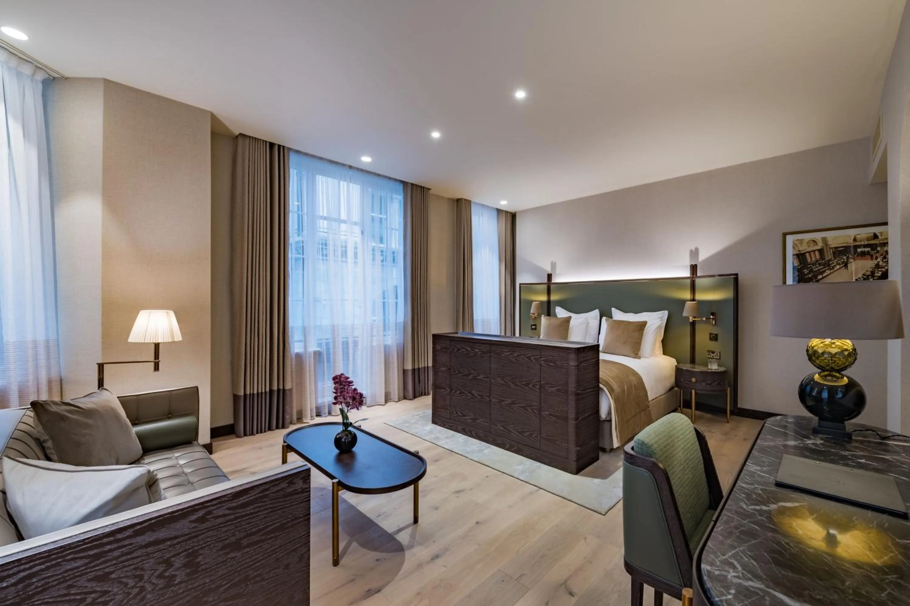 Photo of the whole room, Bed in Stock Exchange Hotel, Manchester, Autograph Collection