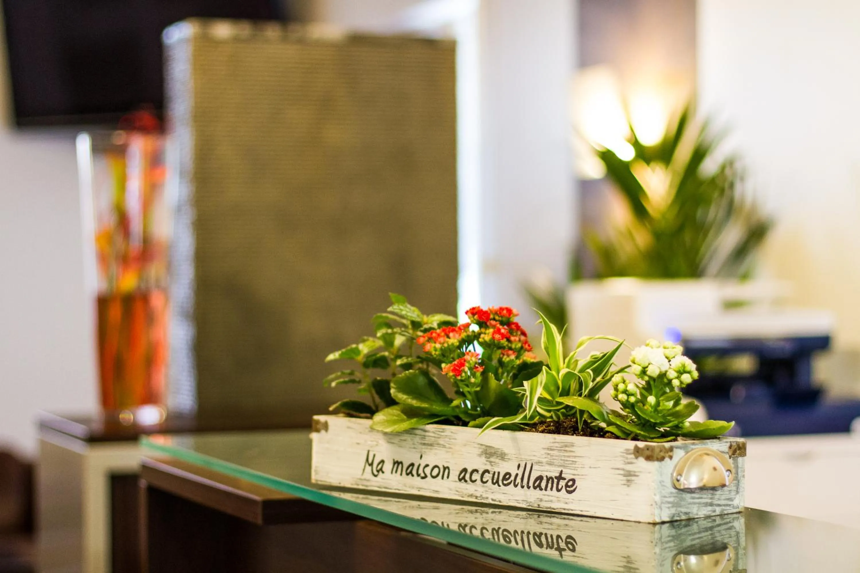 Decorative detail in Hôtel Elite