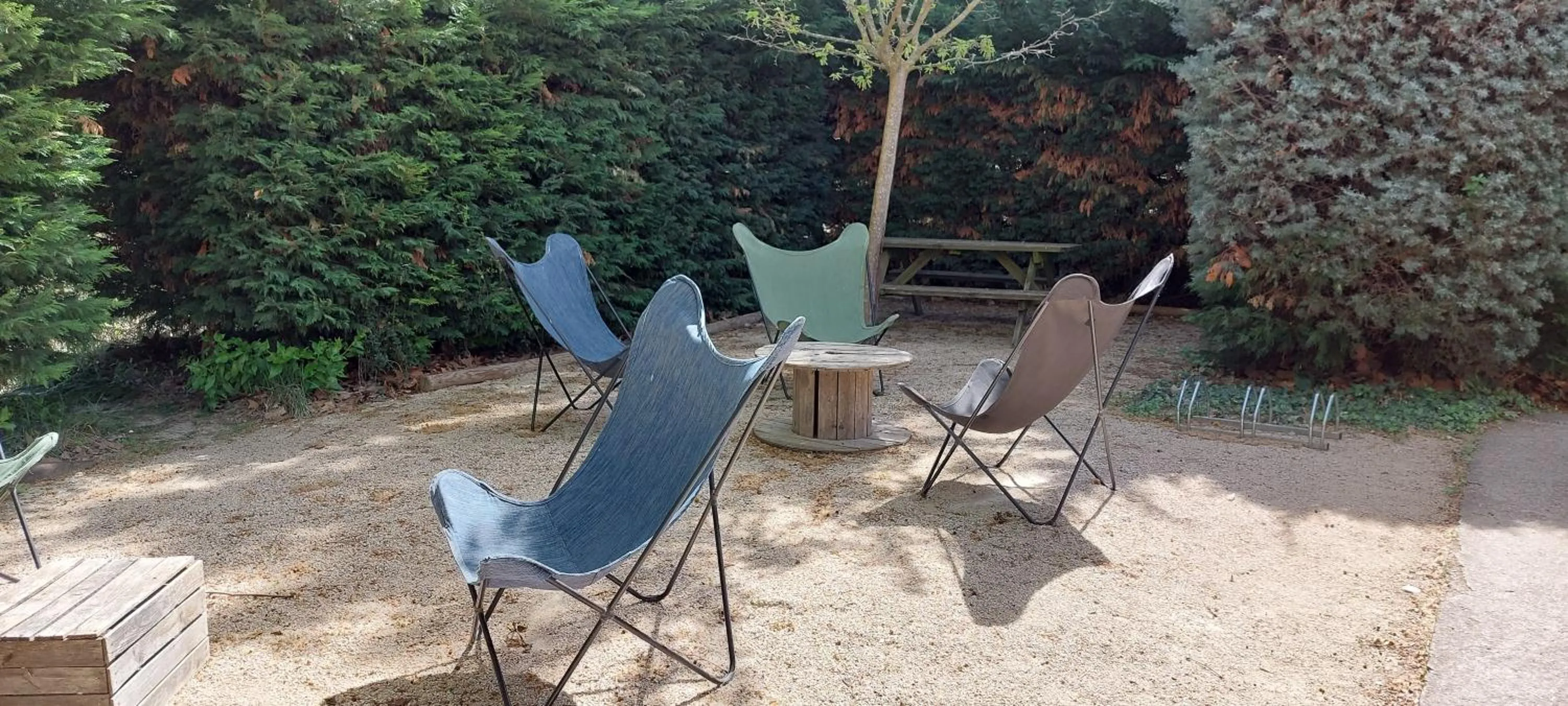 Patio in Chambres d'Hôtes Aux Tournesols