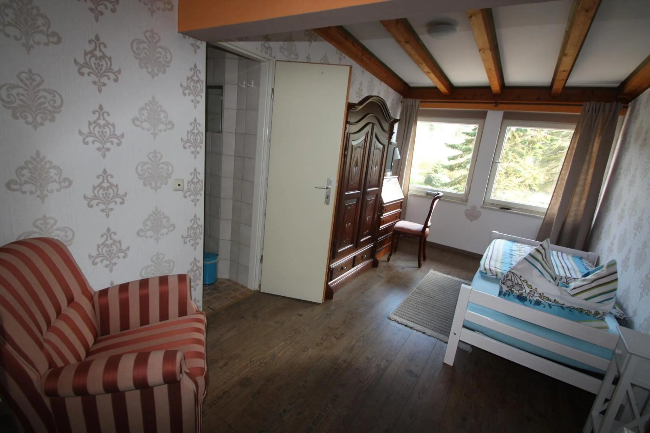 Day, Bed in Armarova Ihre Ferienpension