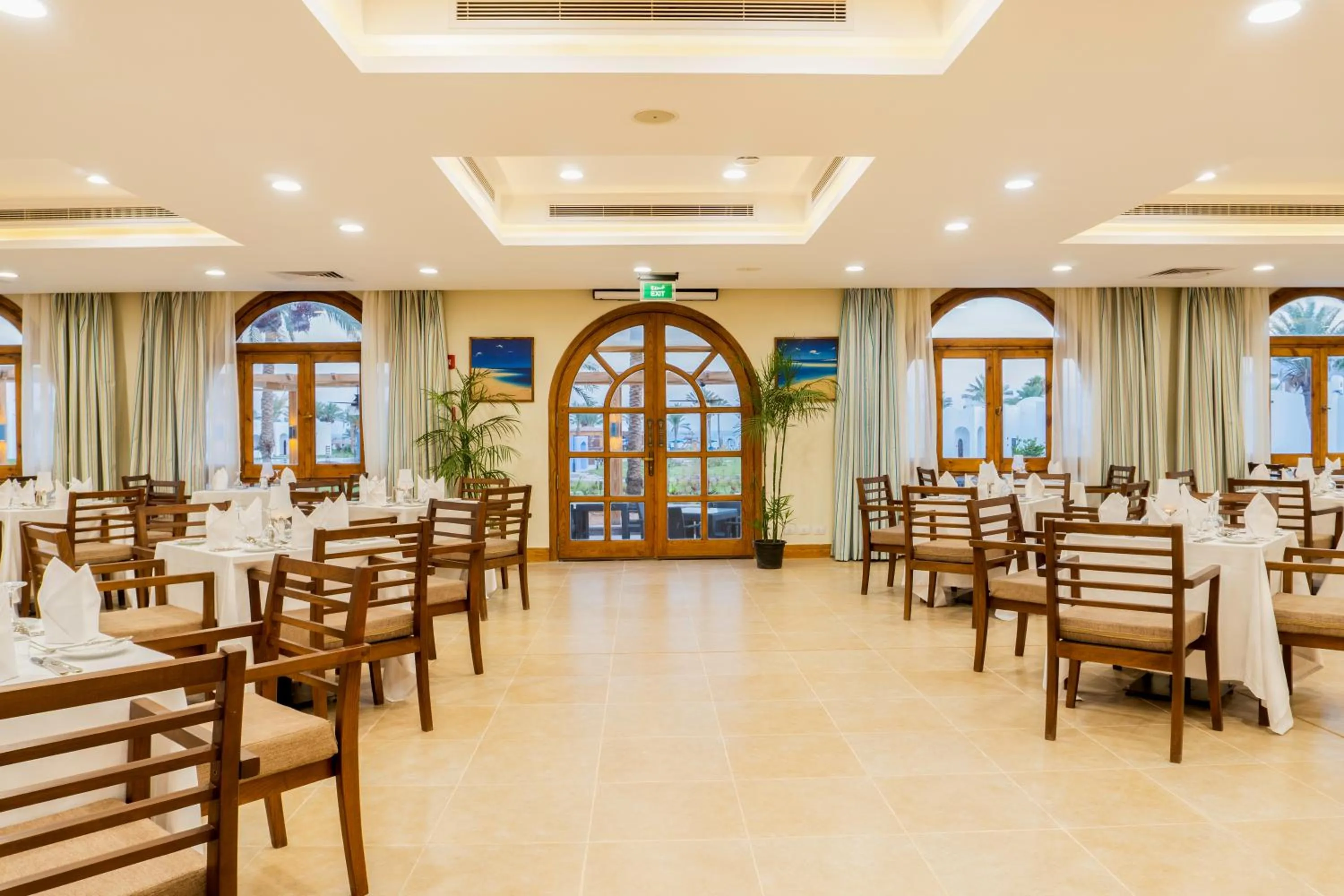 Restaurant/places to eat in Safir Dahab Resort