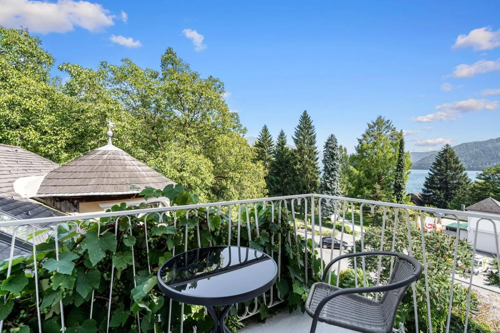 Patio in Hotel Nikolasch
