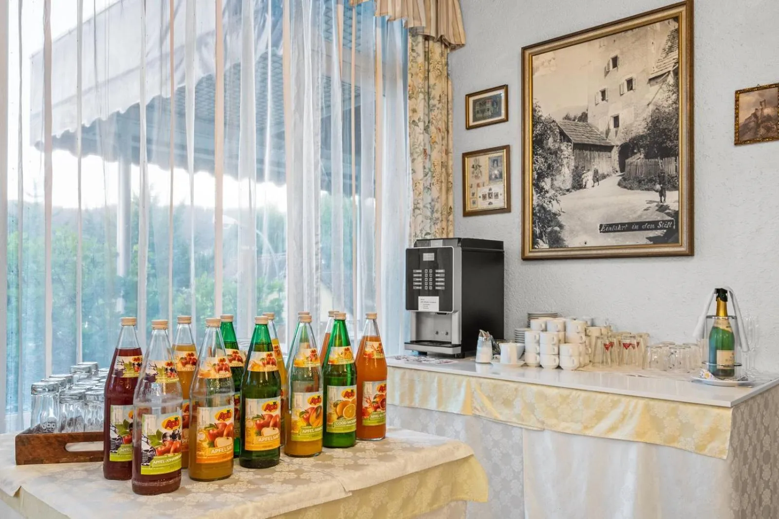 Breakfast in Hotel Nikolasch
