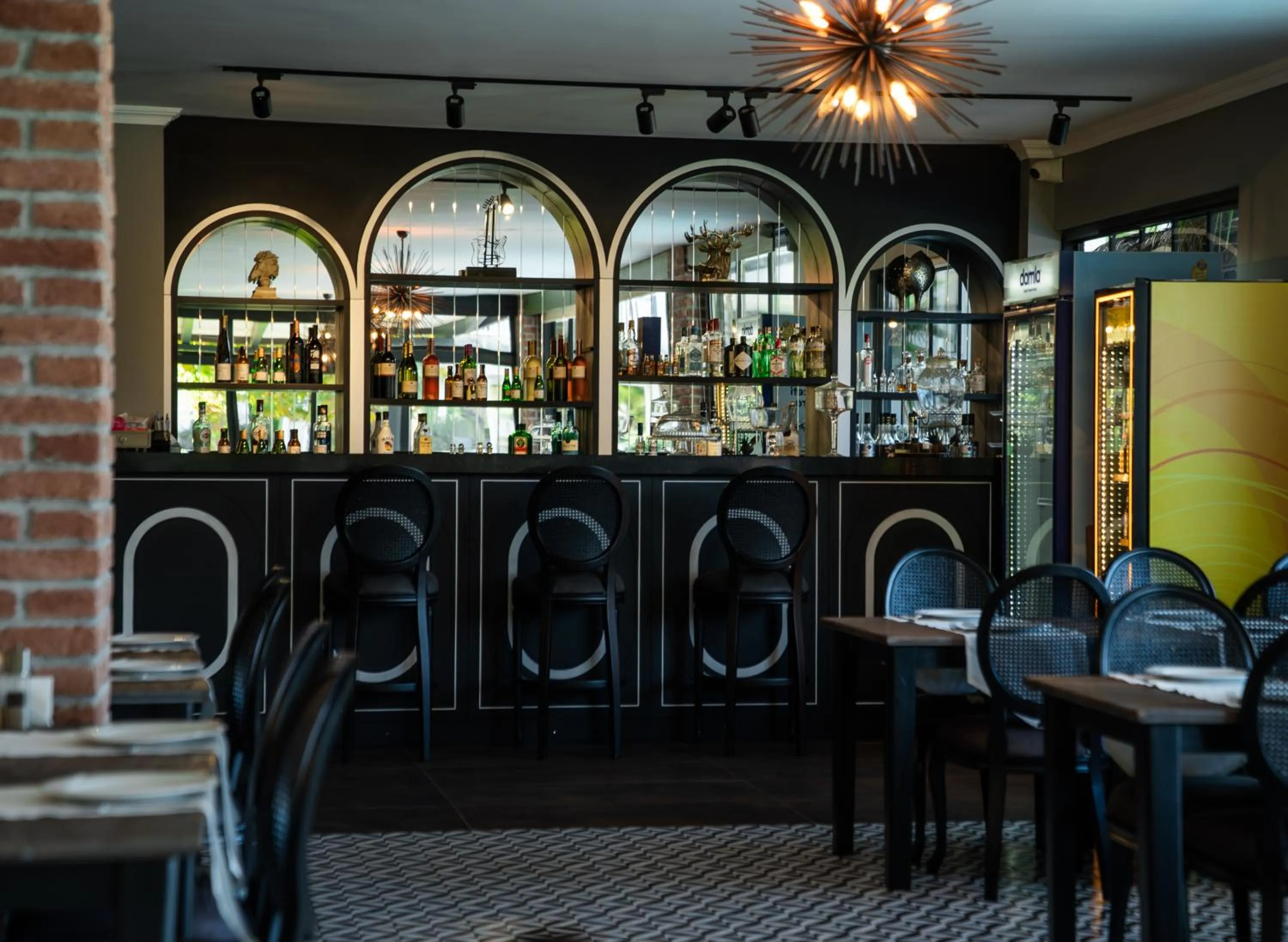 Restaurant/places to eat in Didi Hotel Sapanca