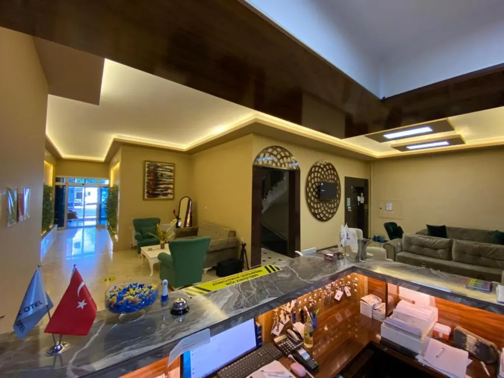 Lobby or reception in ANKARA ATLANTİK OTEL