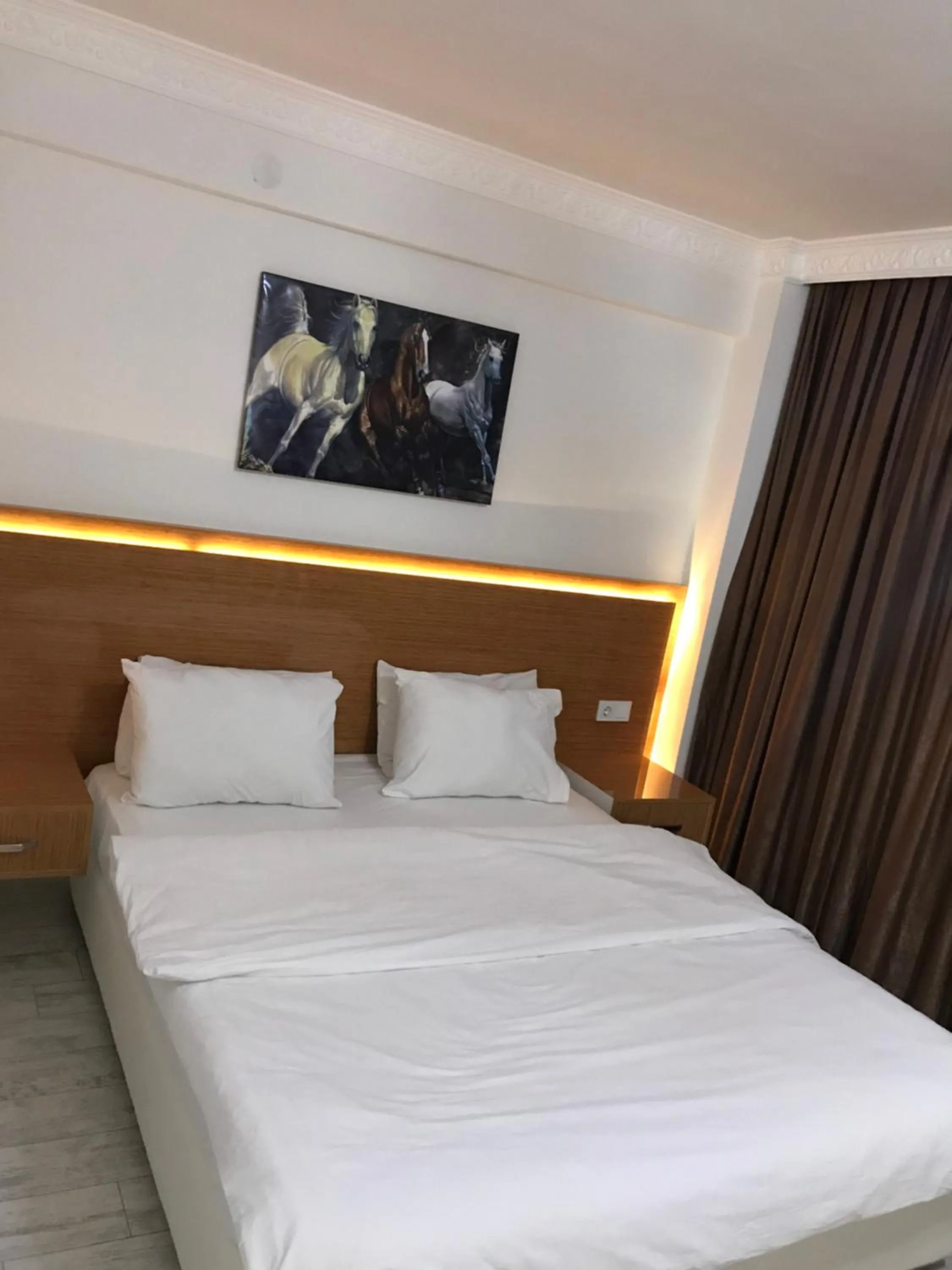 Bed in ANKARA ATLANTİK OTEL