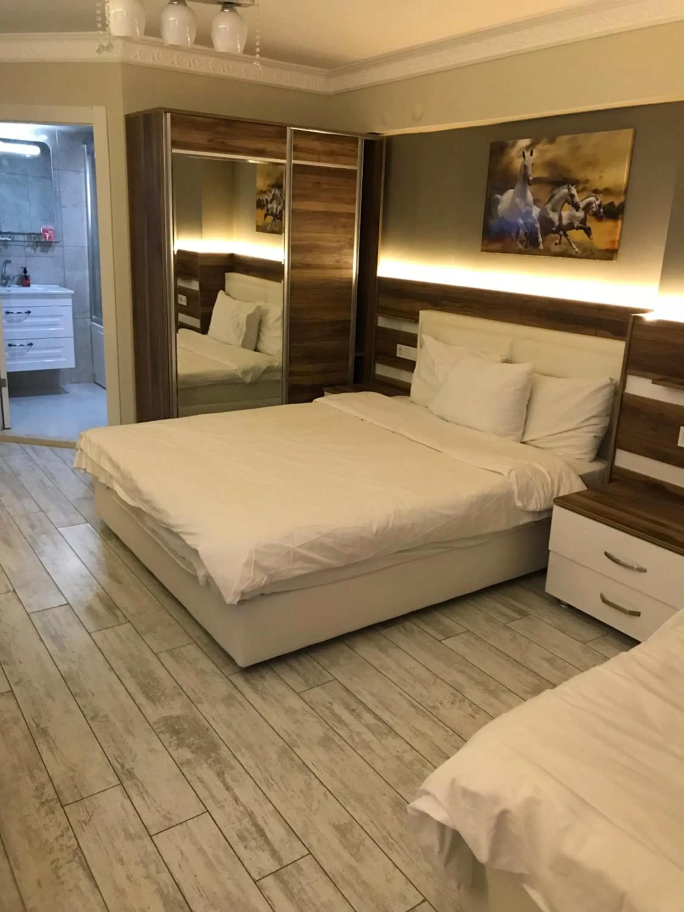 Bed in ANKARA ATLANTİK OTEL
