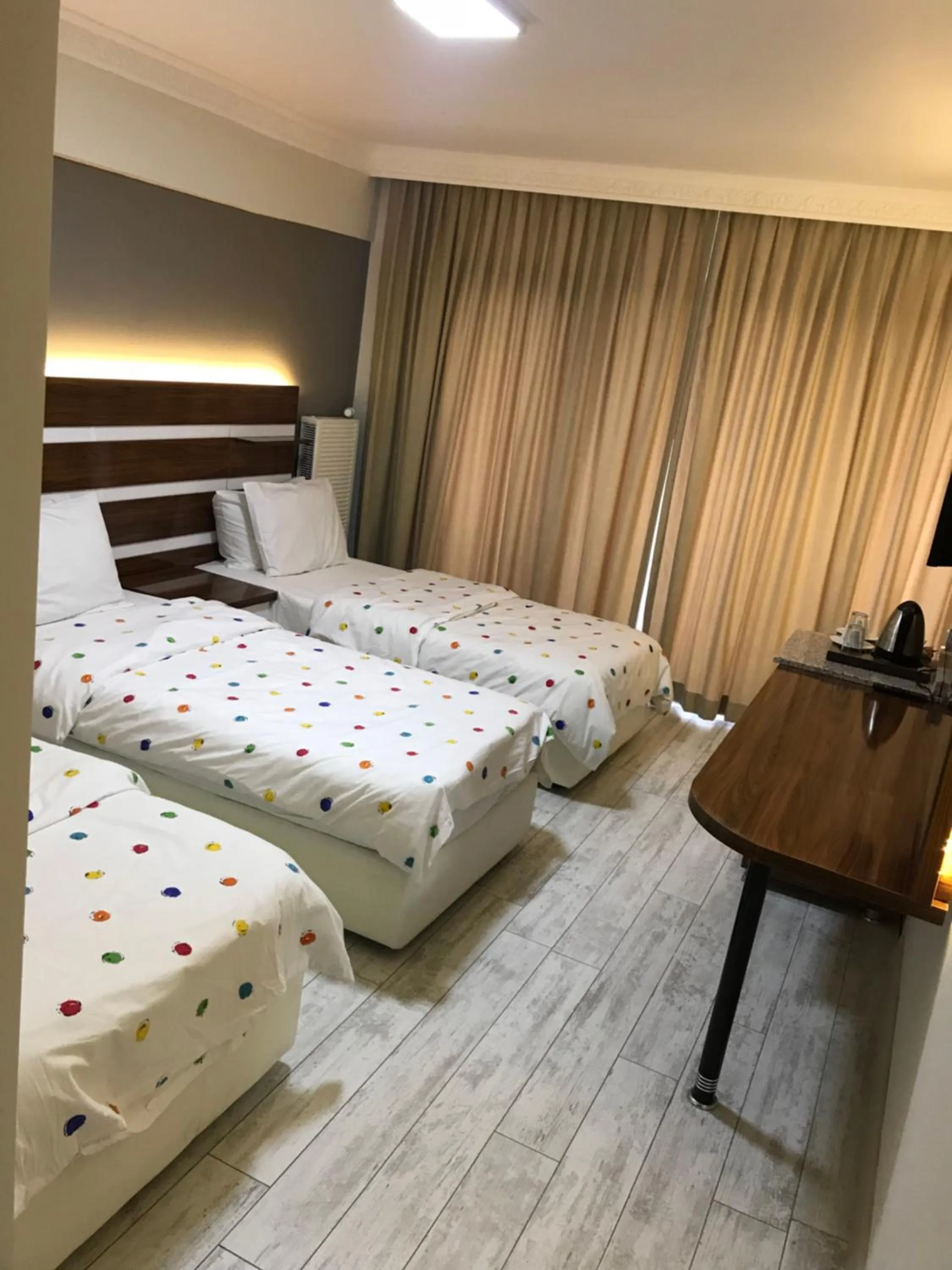 Bed in ANKARA ATLANTİK OTEL