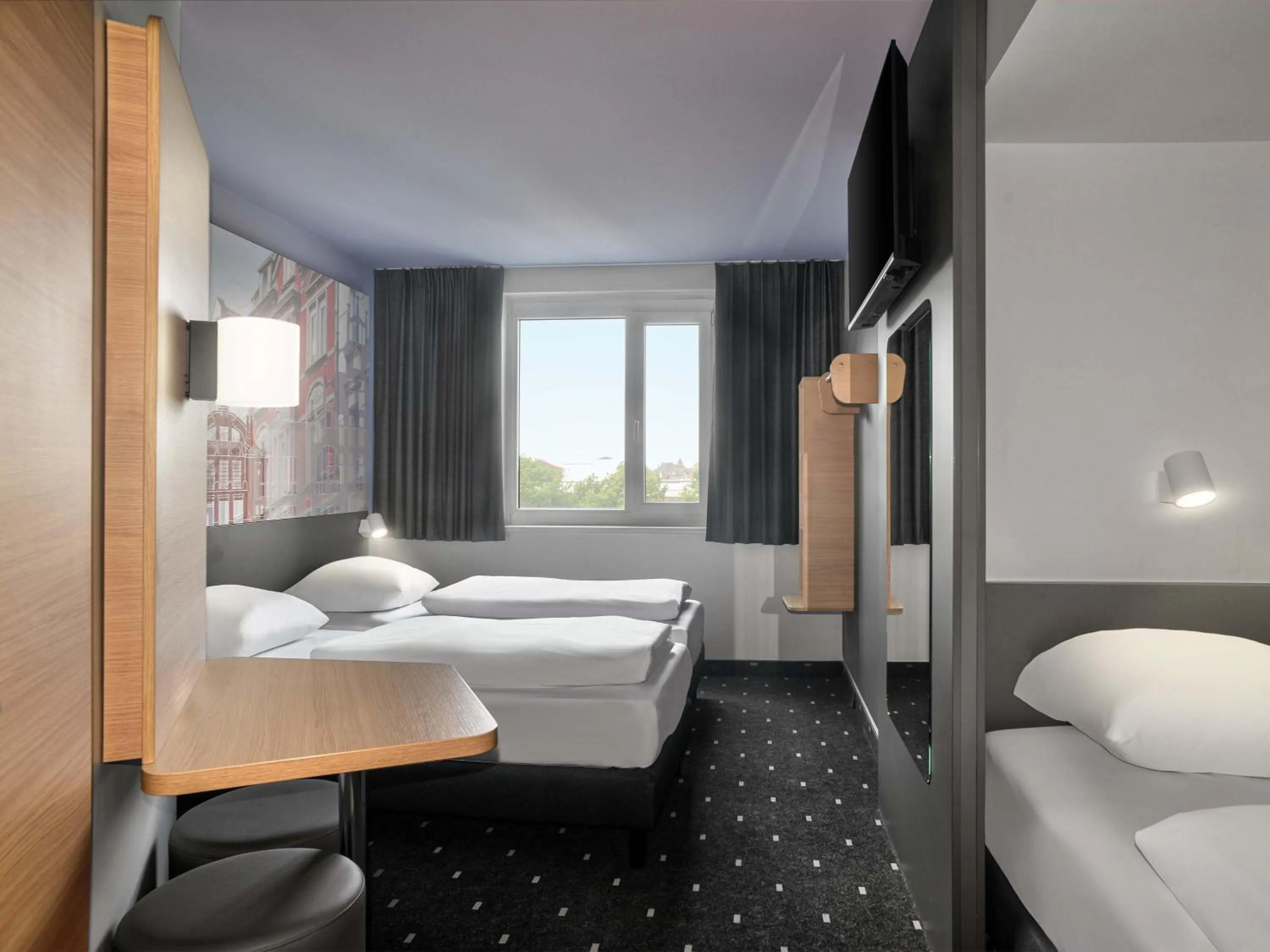 Photo of the whole room, Bed in B&B HOTEL Bielefeld-City