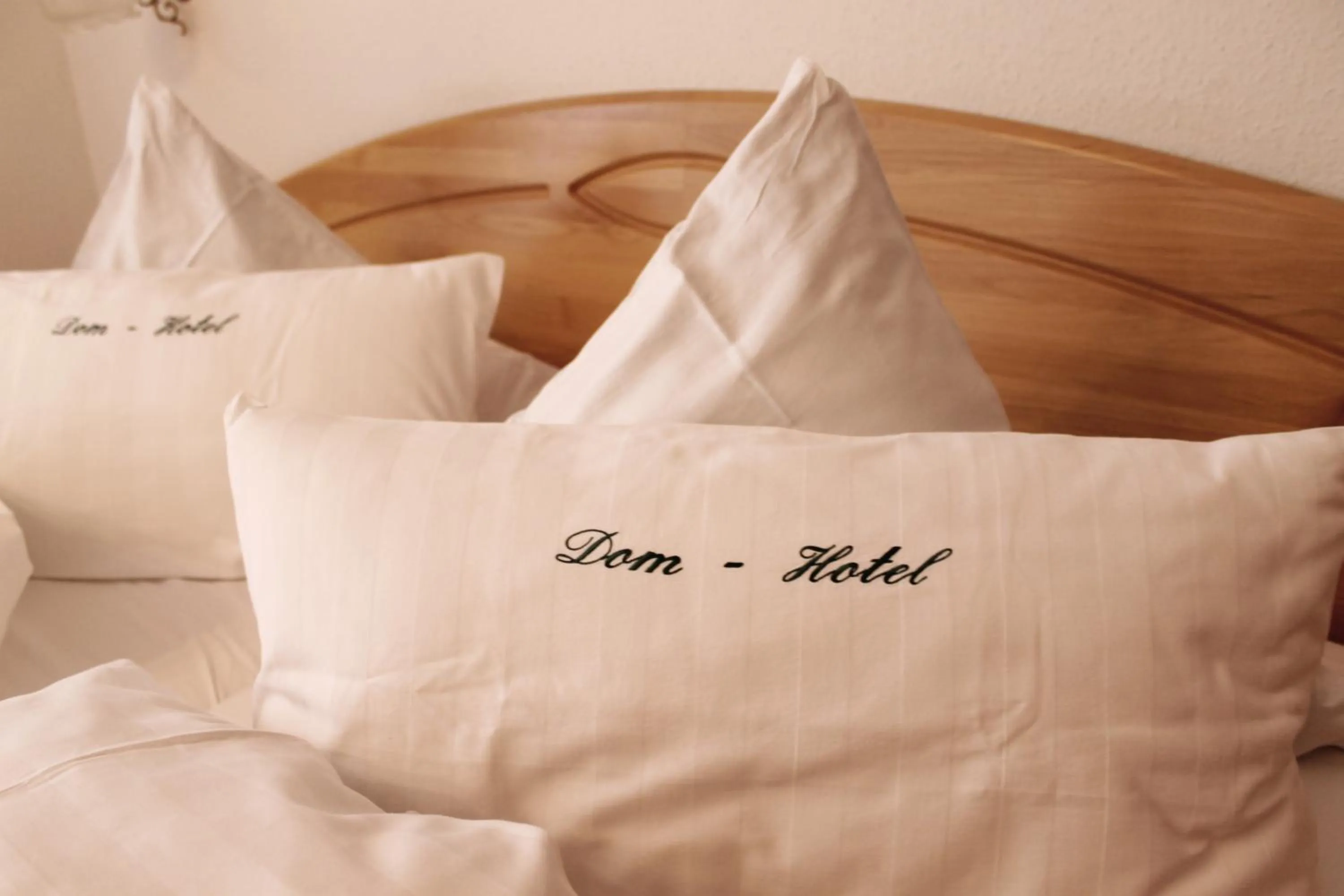 Decorative detail, Bed in Dom-Hotel