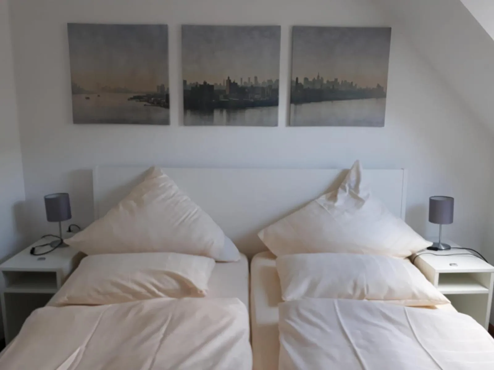 Bed in Hotel Restaurant Adria Kroatien