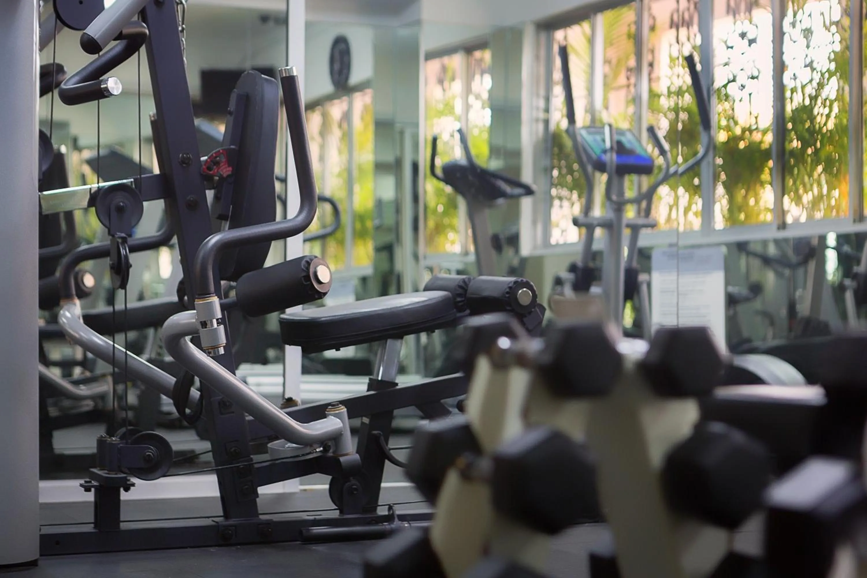 Fitness centre/facilities in Plaza Florida Suites