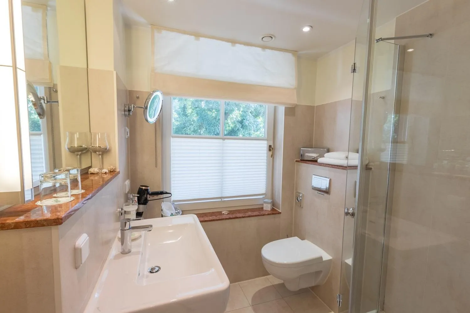 Shower in Romantik Hotel Namenlos