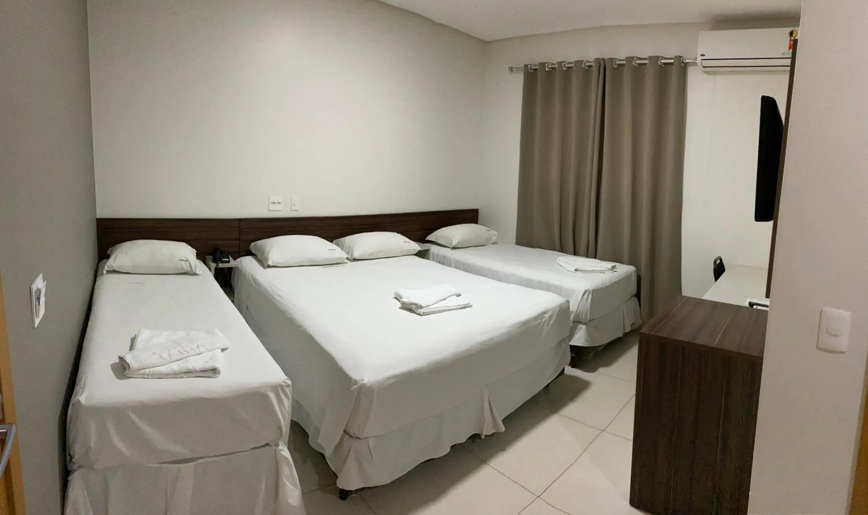 Photo of the whole room, Bed in Hotel Tainá - Aeroporto Cuiabá