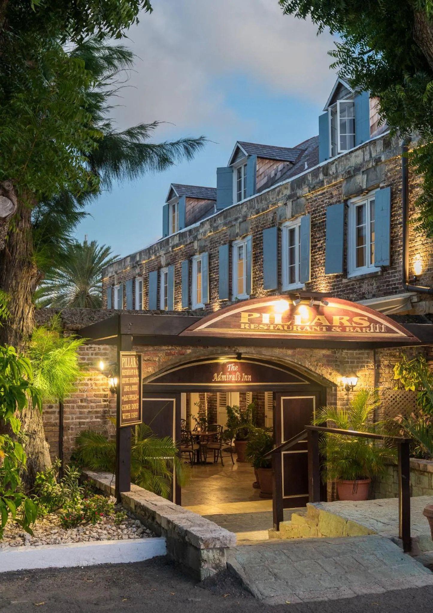 Admiral's Inn and Gunpowder Suites