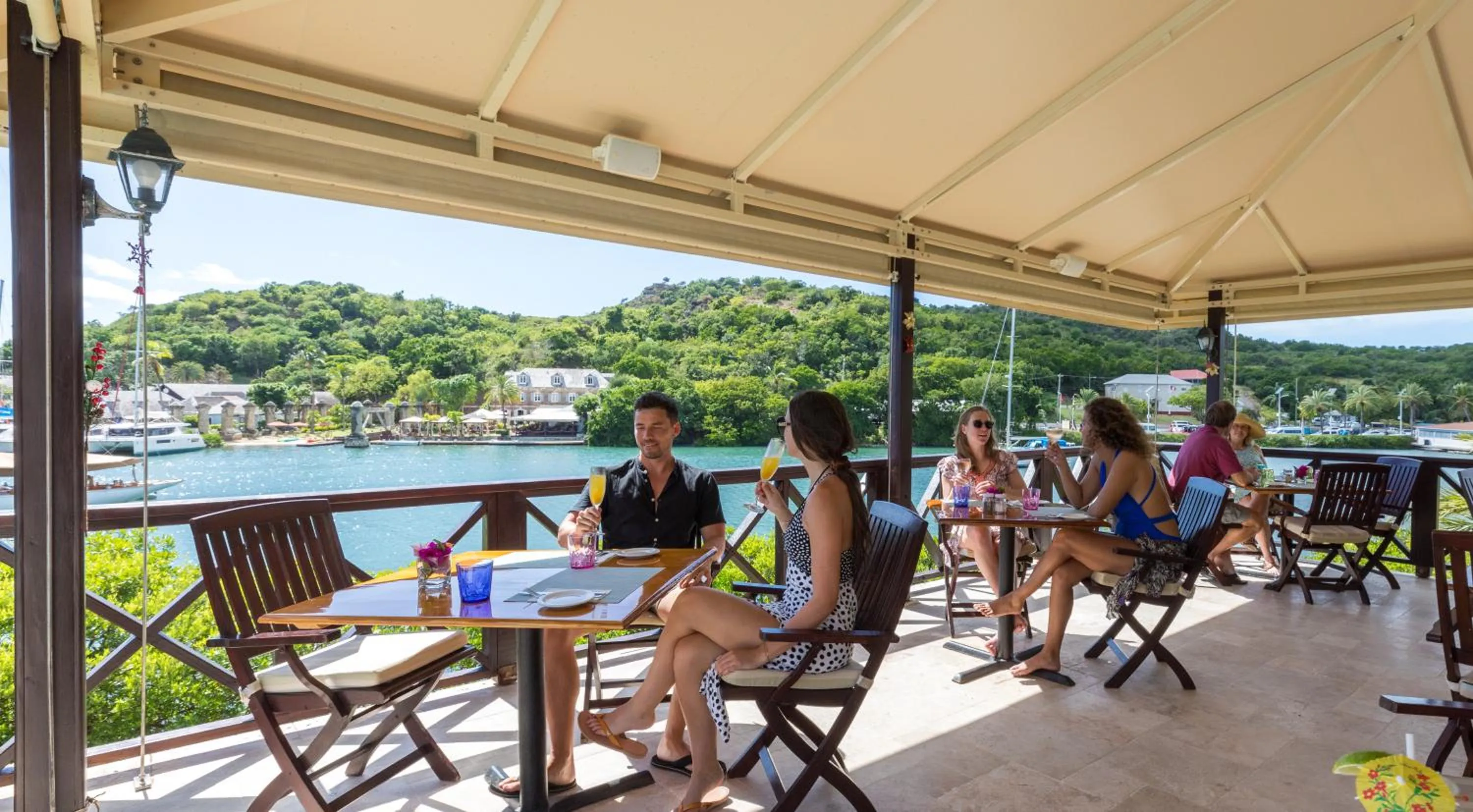 Restaurant/places to eat in Admiral's Inn and Gunpowder Suites