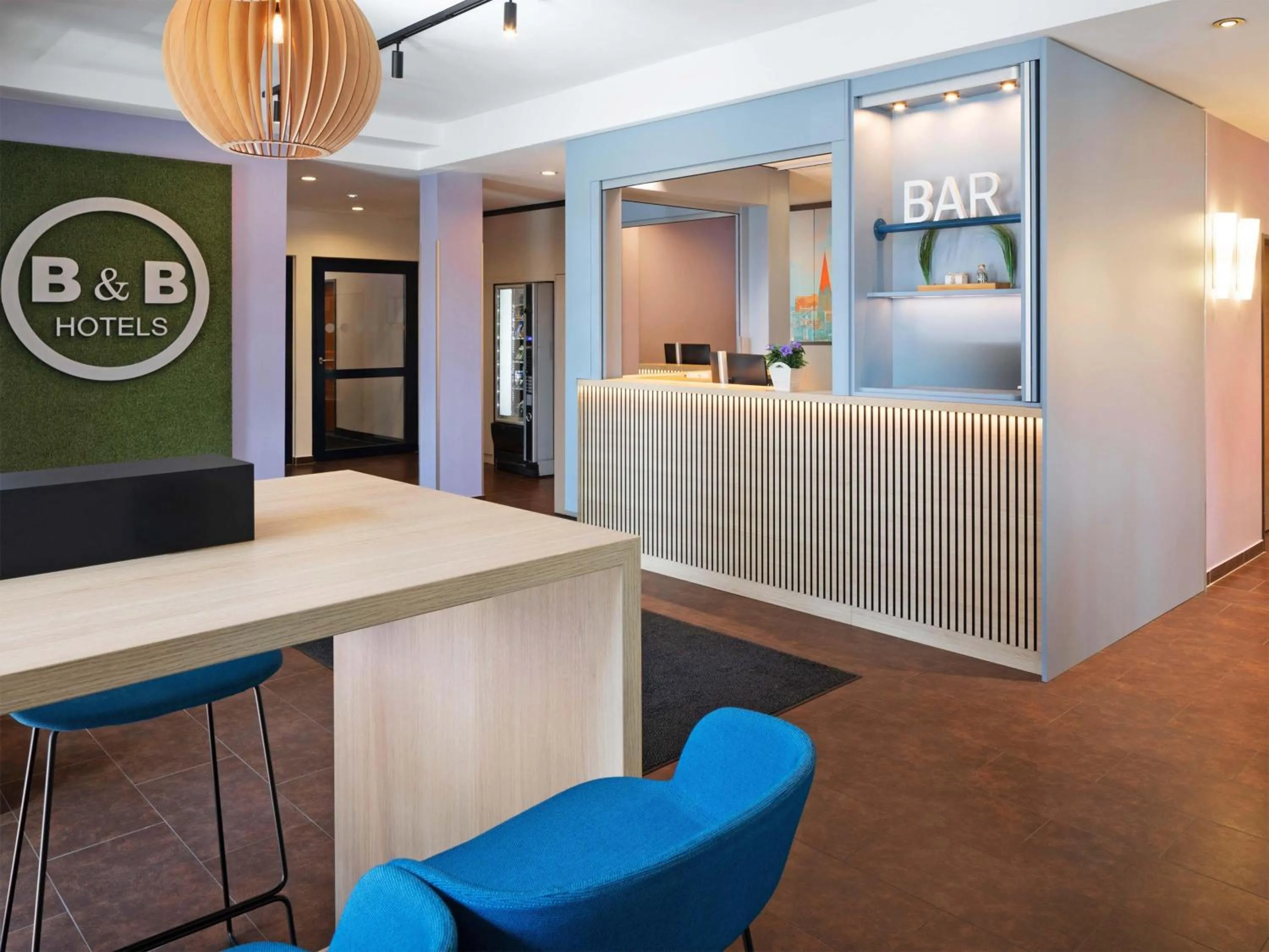 Lobby or reception in B&B Hotel Kiel-City