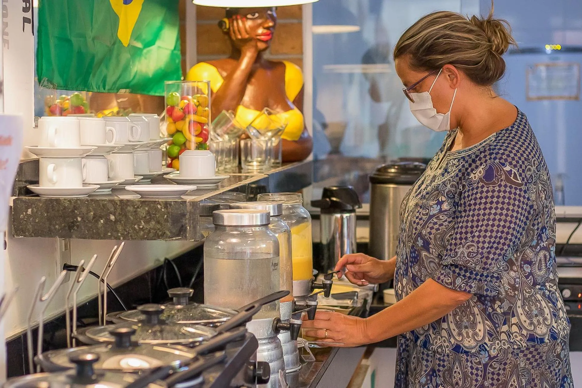 Breakfast in Vila Aju - Pousada Temática