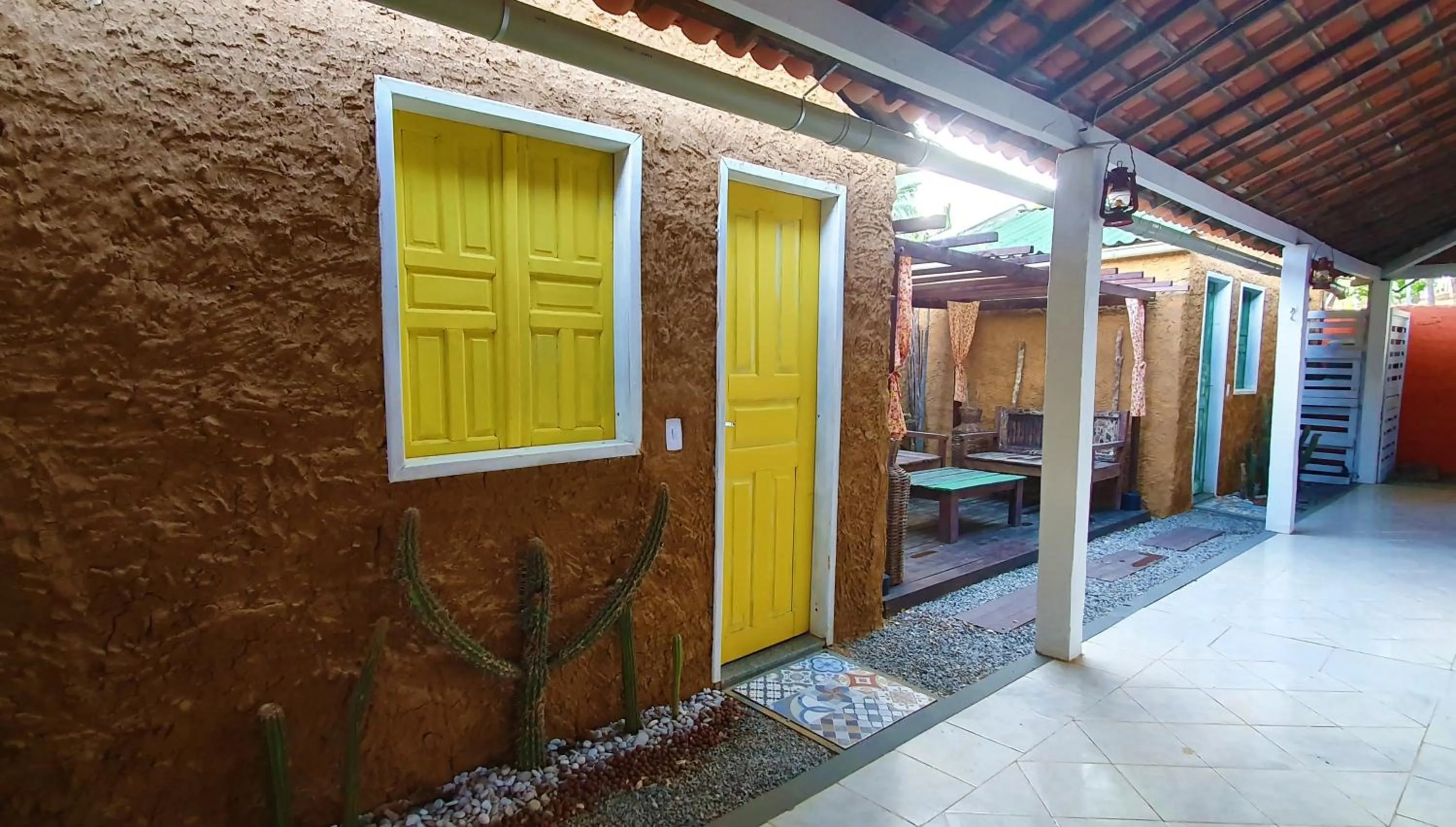 Property building in Vila Aju - Pousada Temática