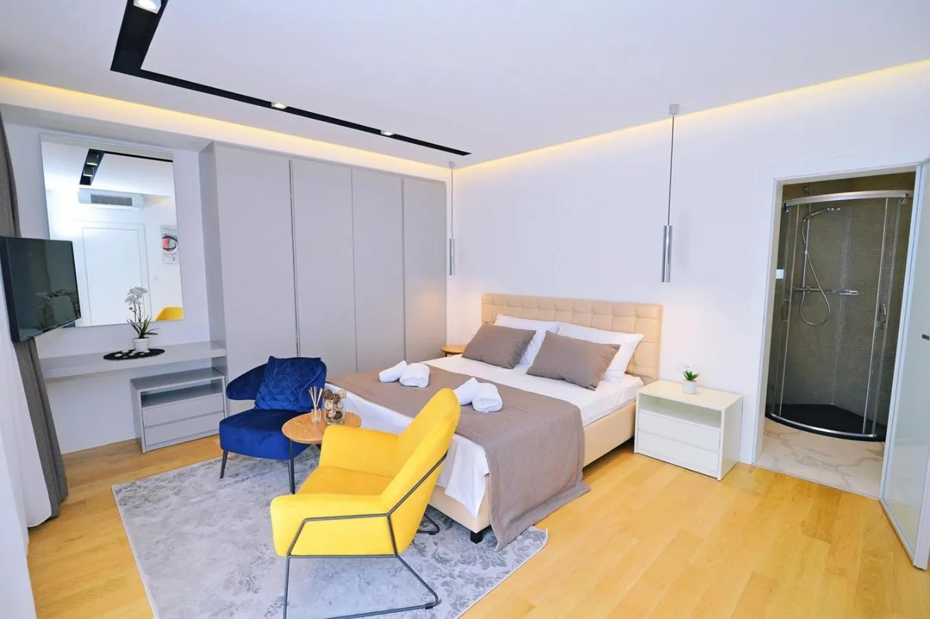 Bed in Apartments in Villa Ziza, rooftop swimming pool