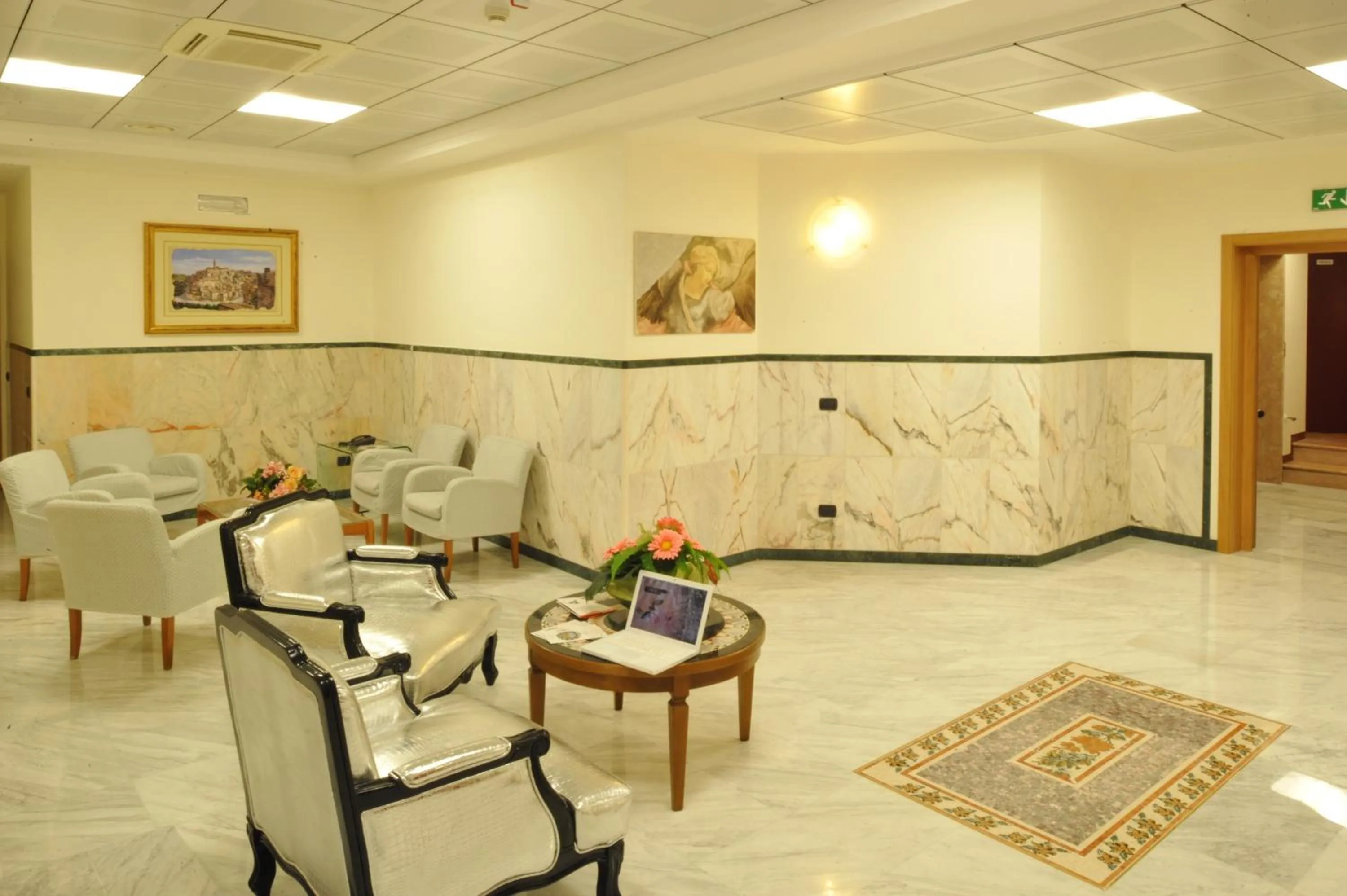 Communal lounge/ TV room in Hotel Da Franco