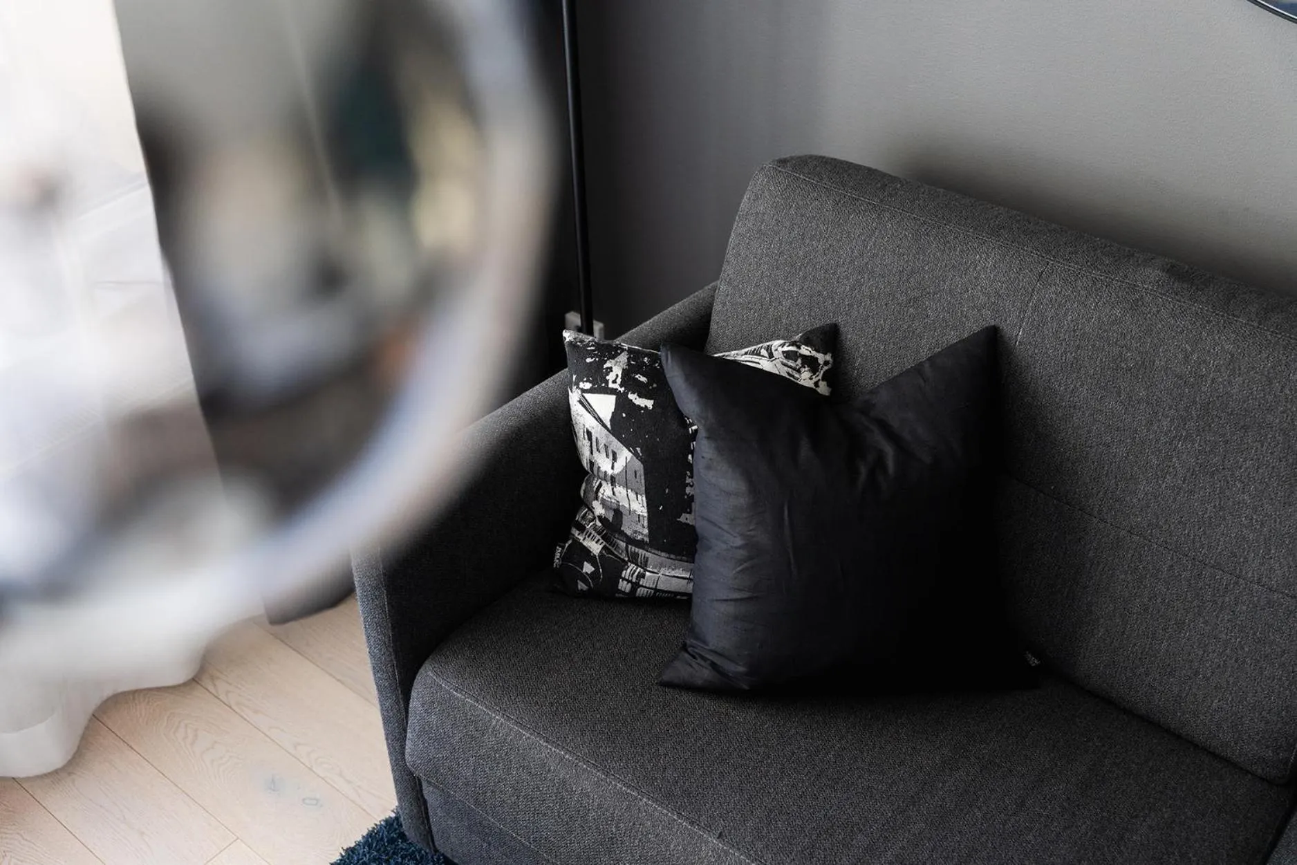 Seating area in Sky Hotel City Apartments
