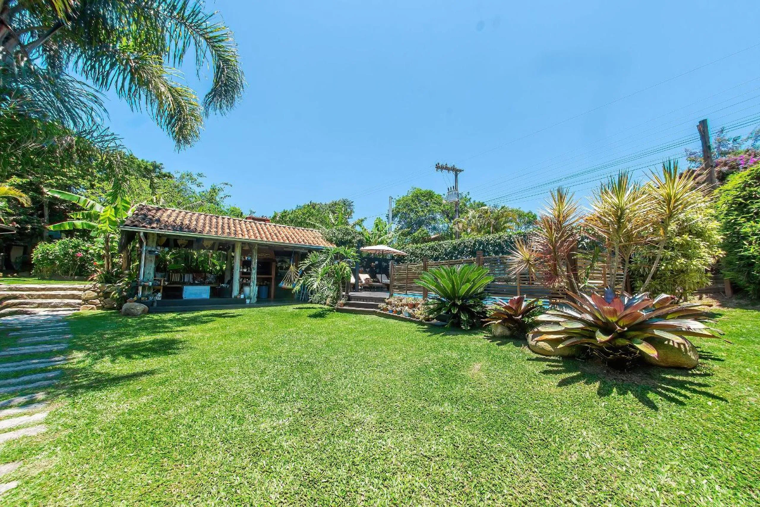 Garden in Pousada Rosa da Praia - Praia do Rosa - SC