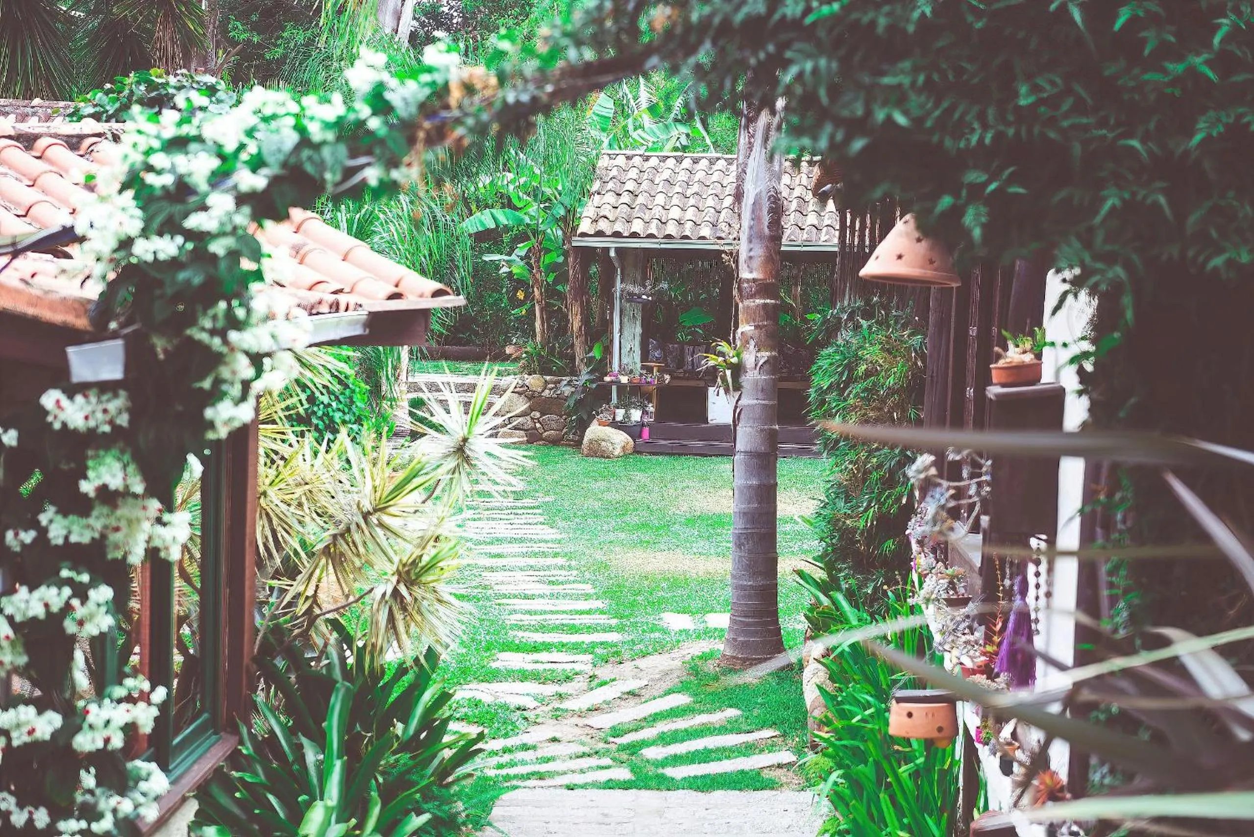 Garden in Pousada Rosa da Praia - Praia do Rosa - SC