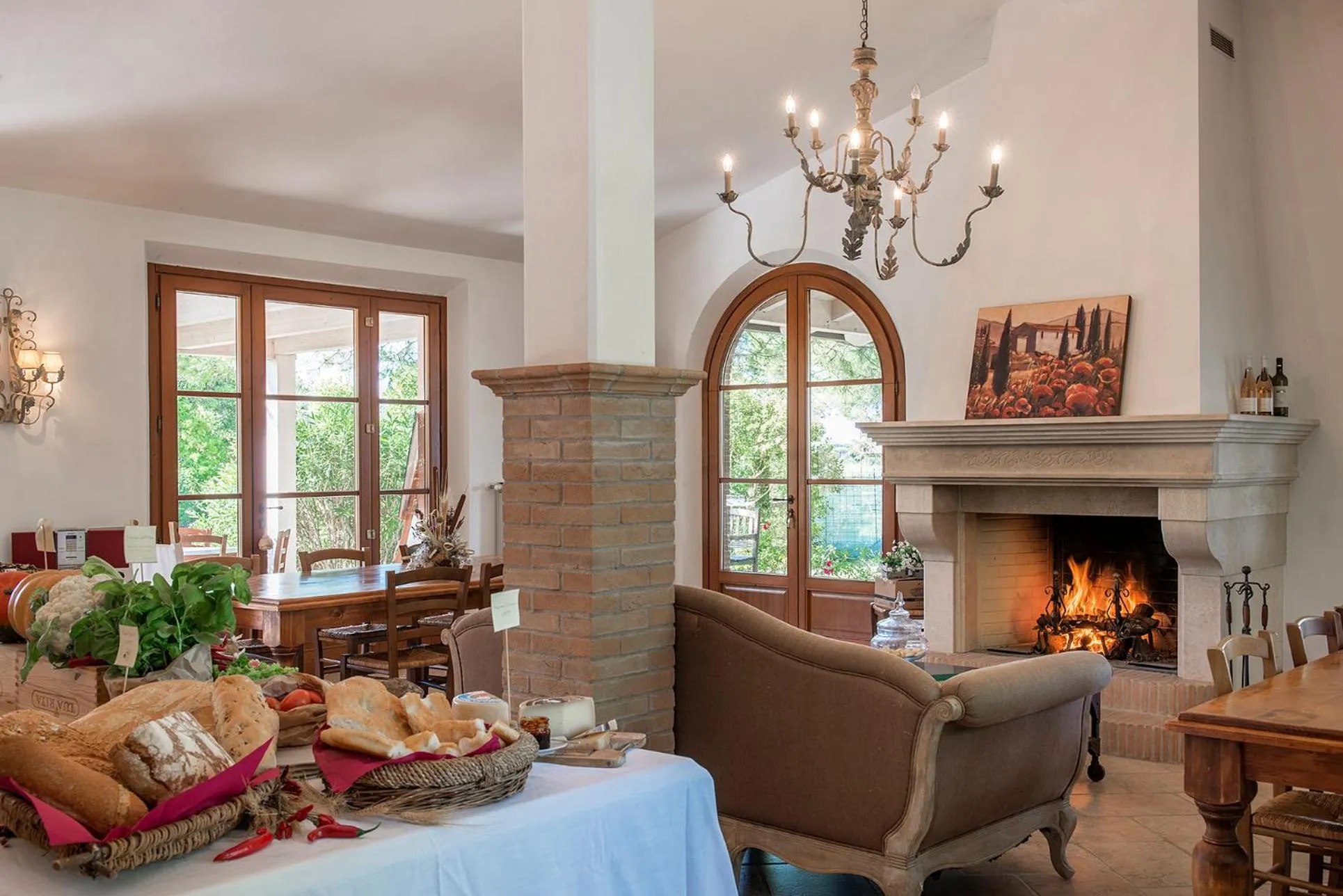 Lounge or bar in Agriturismo Villa Toscana
