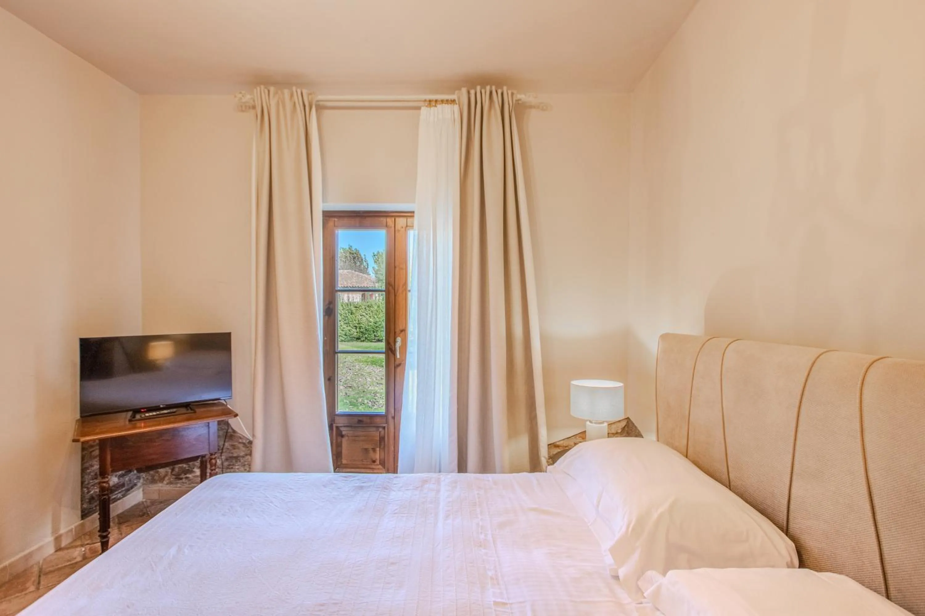 Bedroom, Bed in Agriturismo Villa Toscana