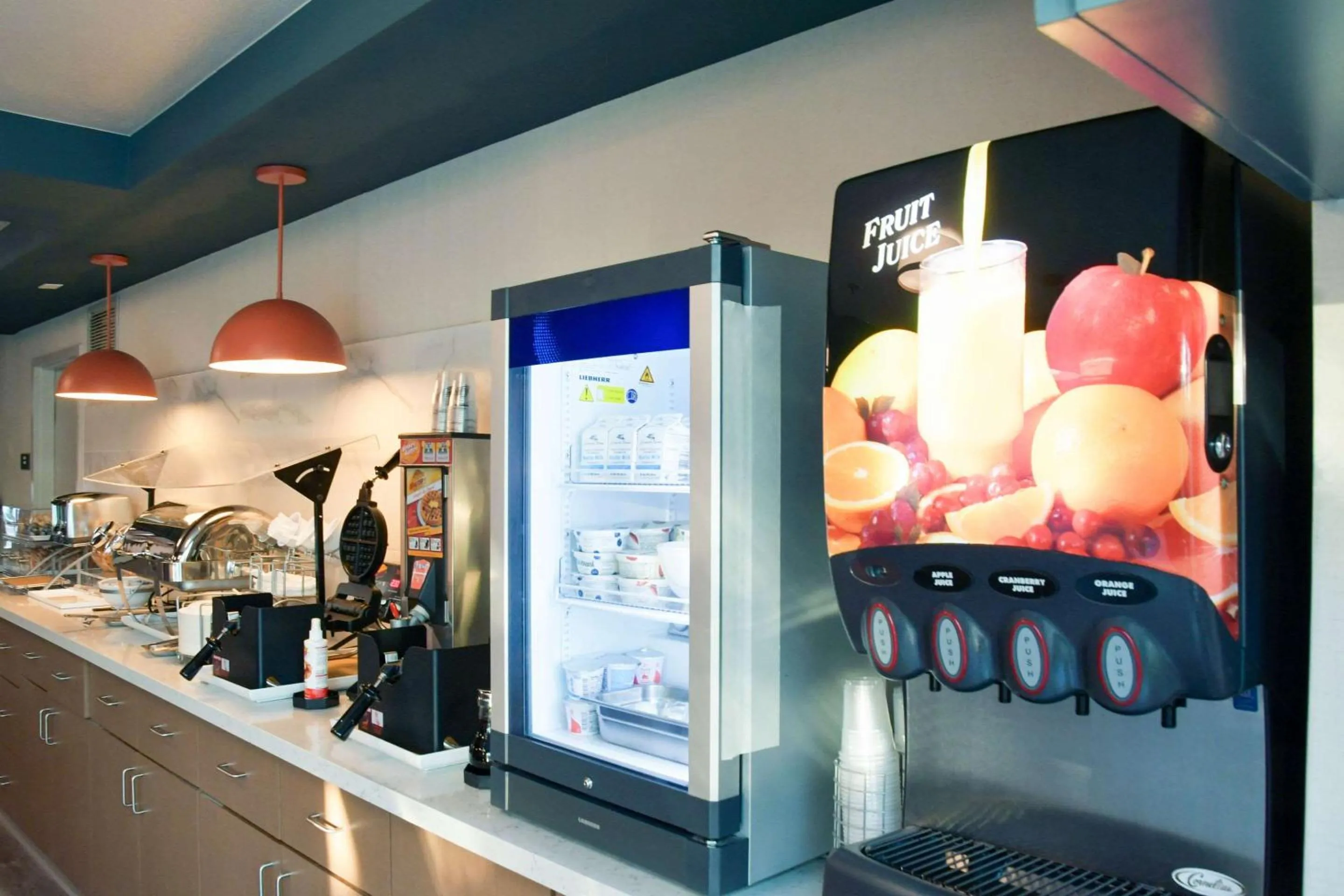 Breakfast in Comfort Inn & Suites NW Milwaukee