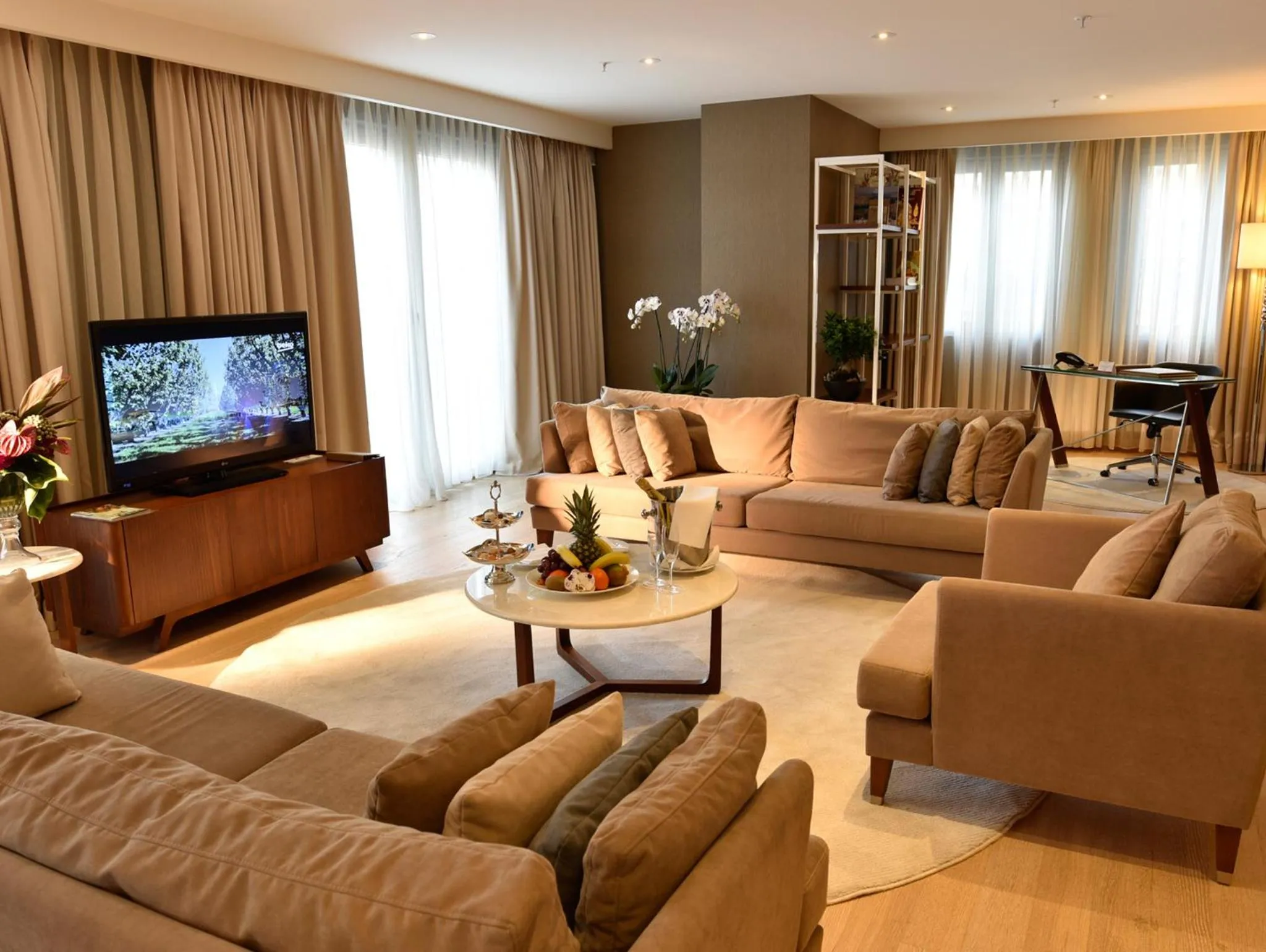 TV and multimedia in CVK Park Bosphorus Hotel Istanbul