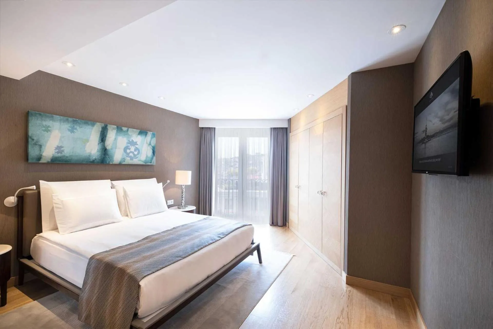 Bed in CVK Park Bosphorus Hotel Istanbul