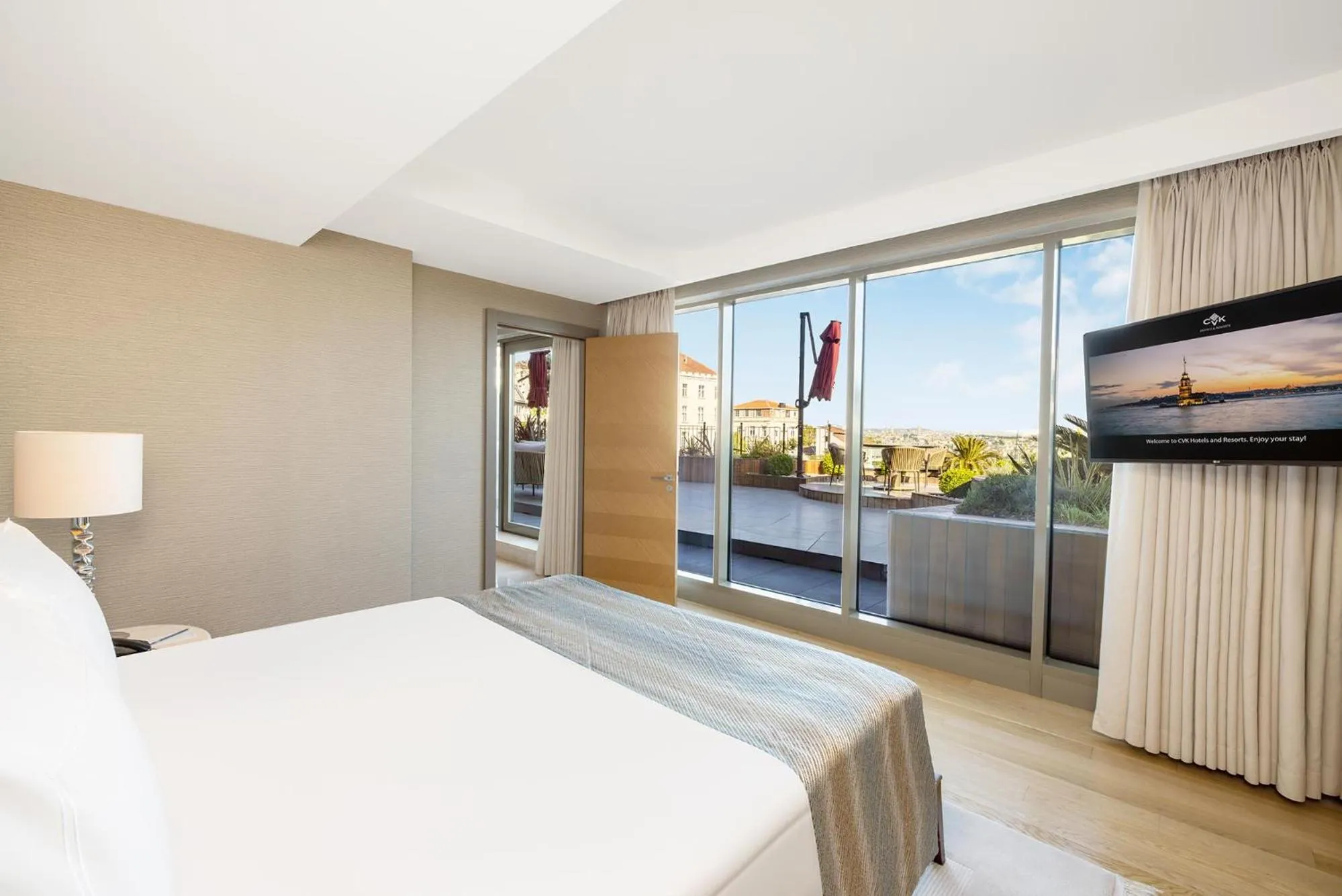 Bed in CVK Park Bosphorus Hotel Istanbul