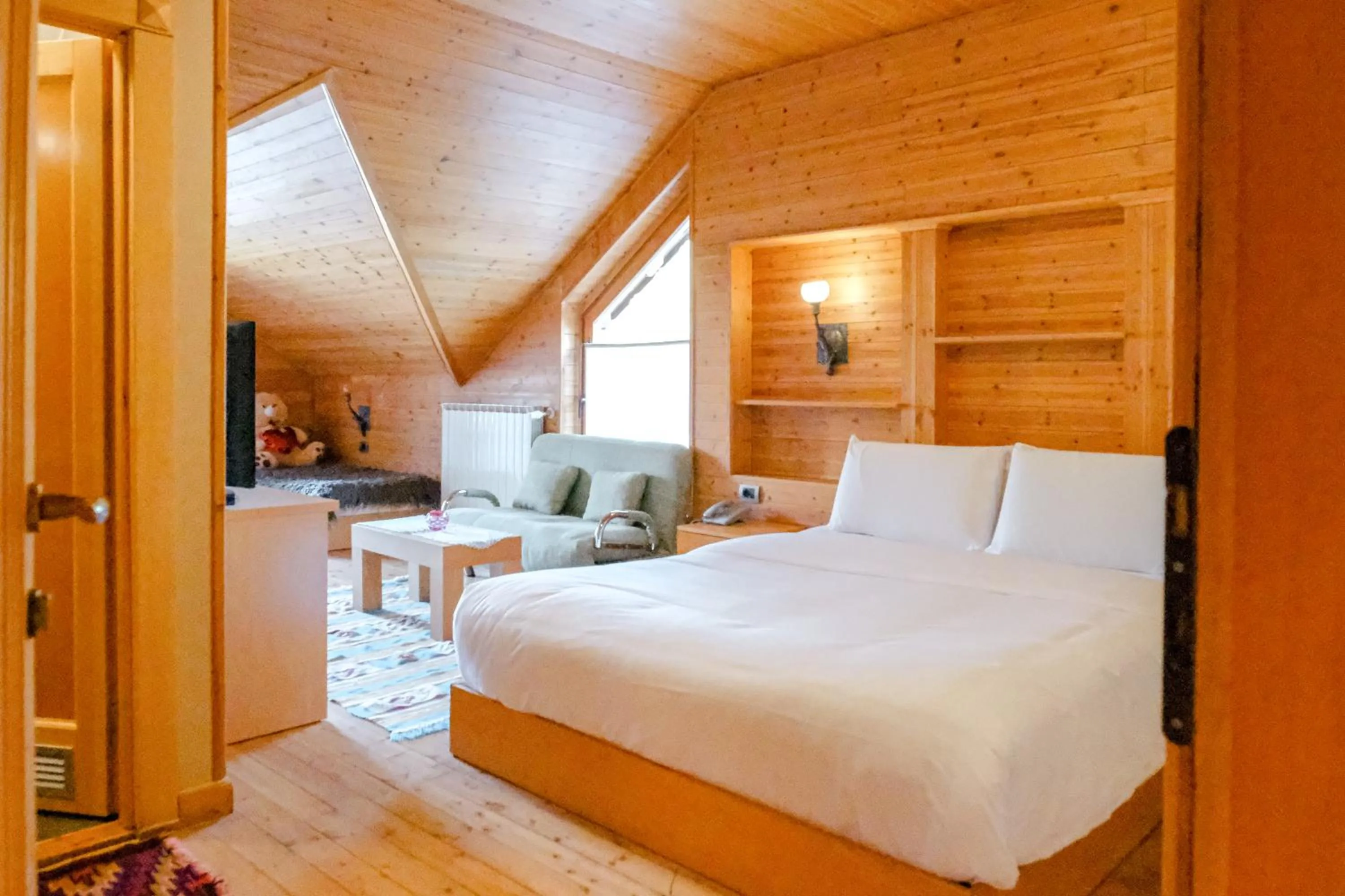 Photo of the whole room, Bed in Natyral Razma Resort