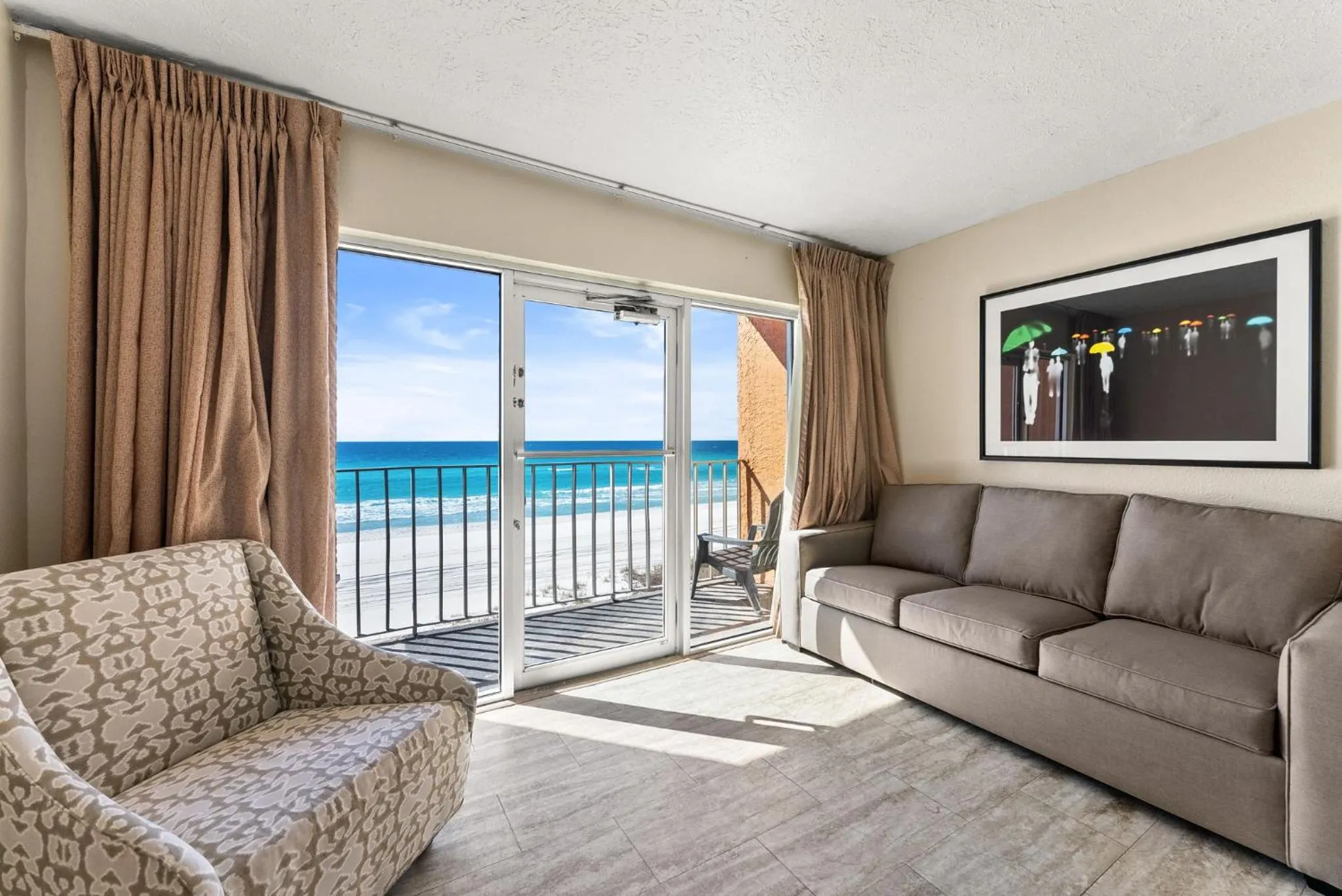 Living room in Seahaven Beach Hotel Panama City Beach