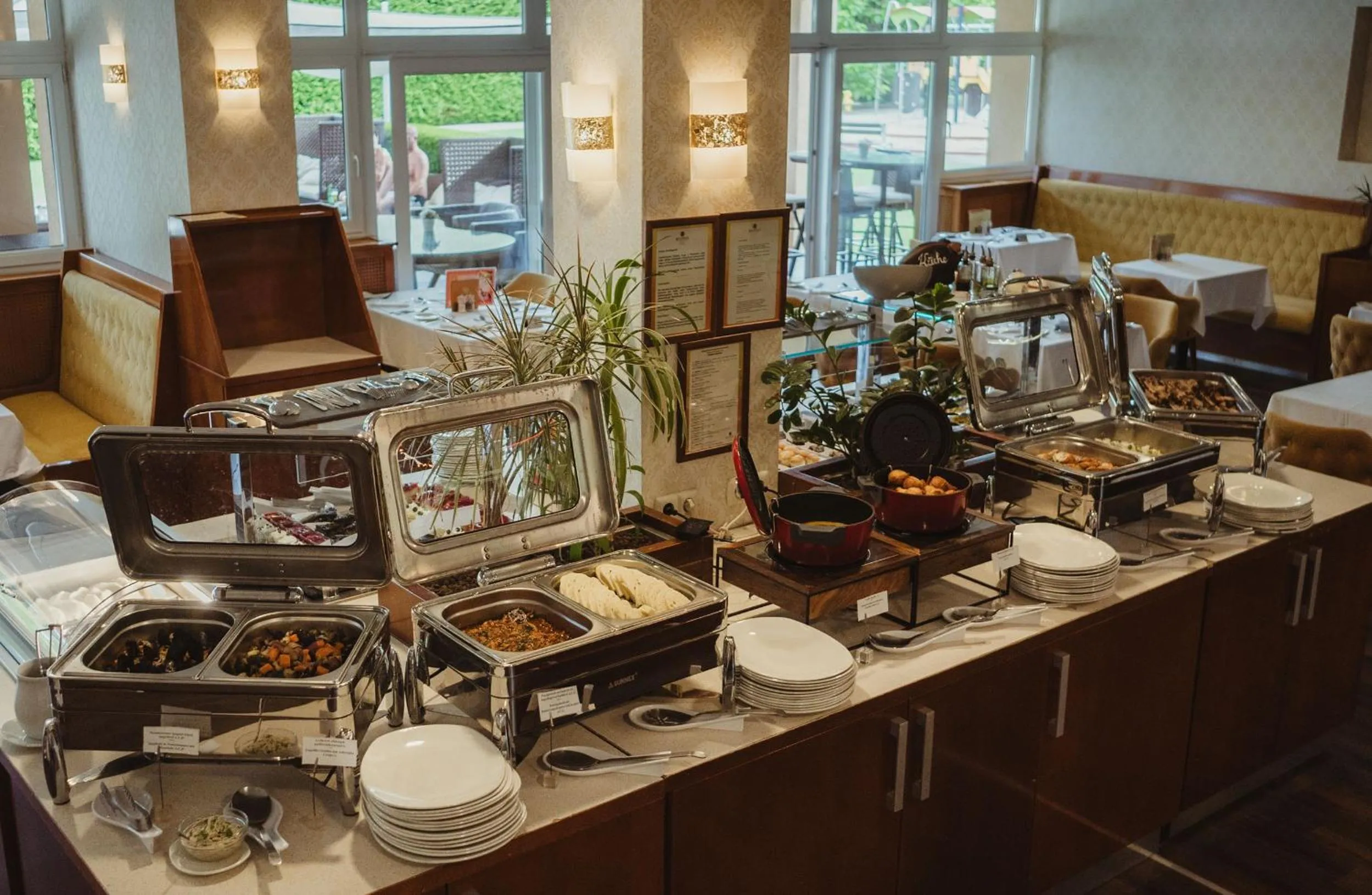 Restaurant/places to eat in Belenus Thermalhotel superior