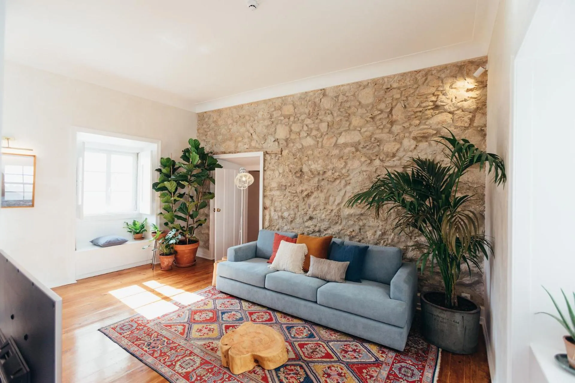 Communal lounge/ TV room in LEGASEA - Cascais Guesthouse