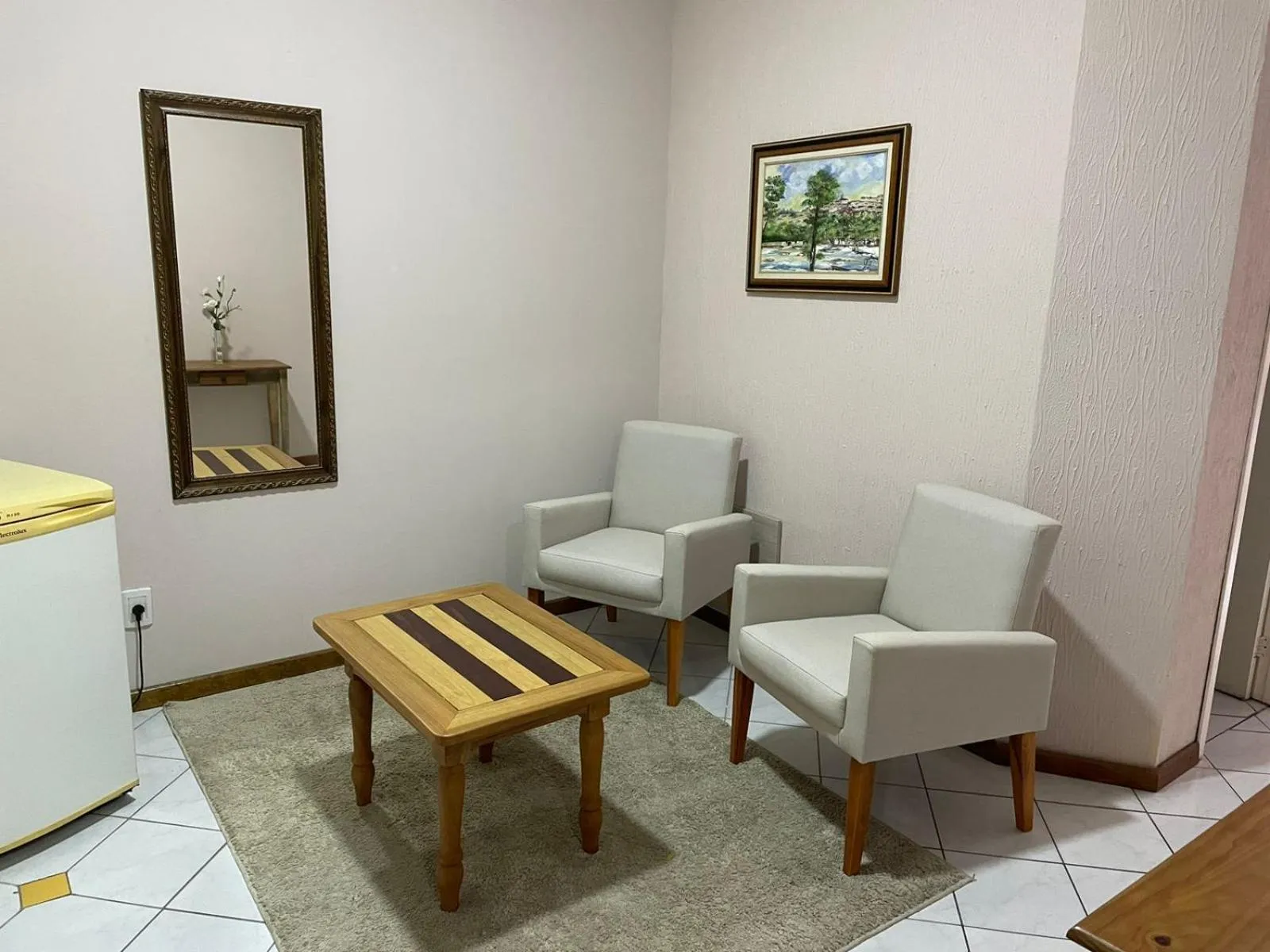 Seating area in Hotel Villa Souza Ltda