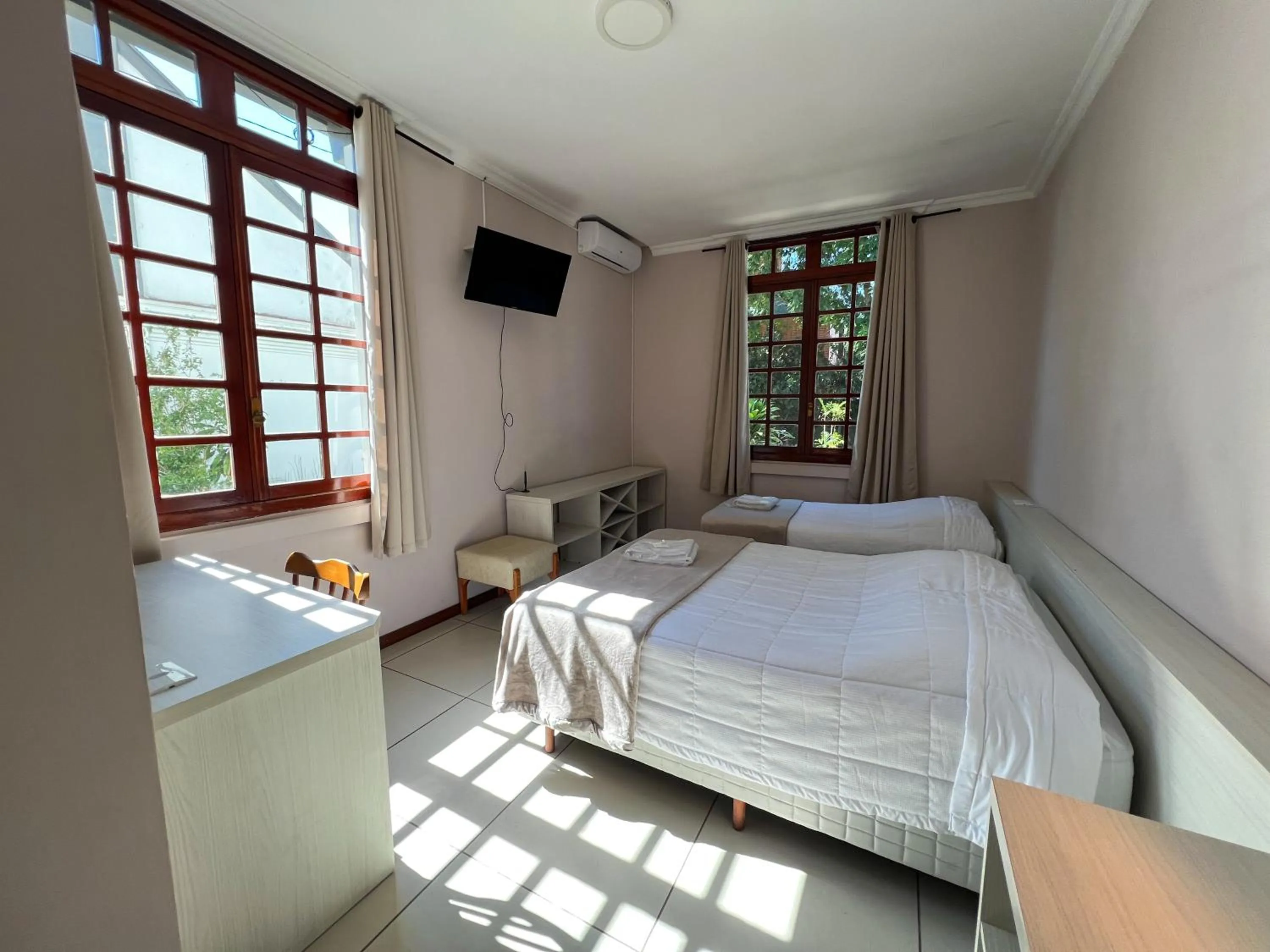 Bedroom, Bed in Hotel Villa Souza Ltda