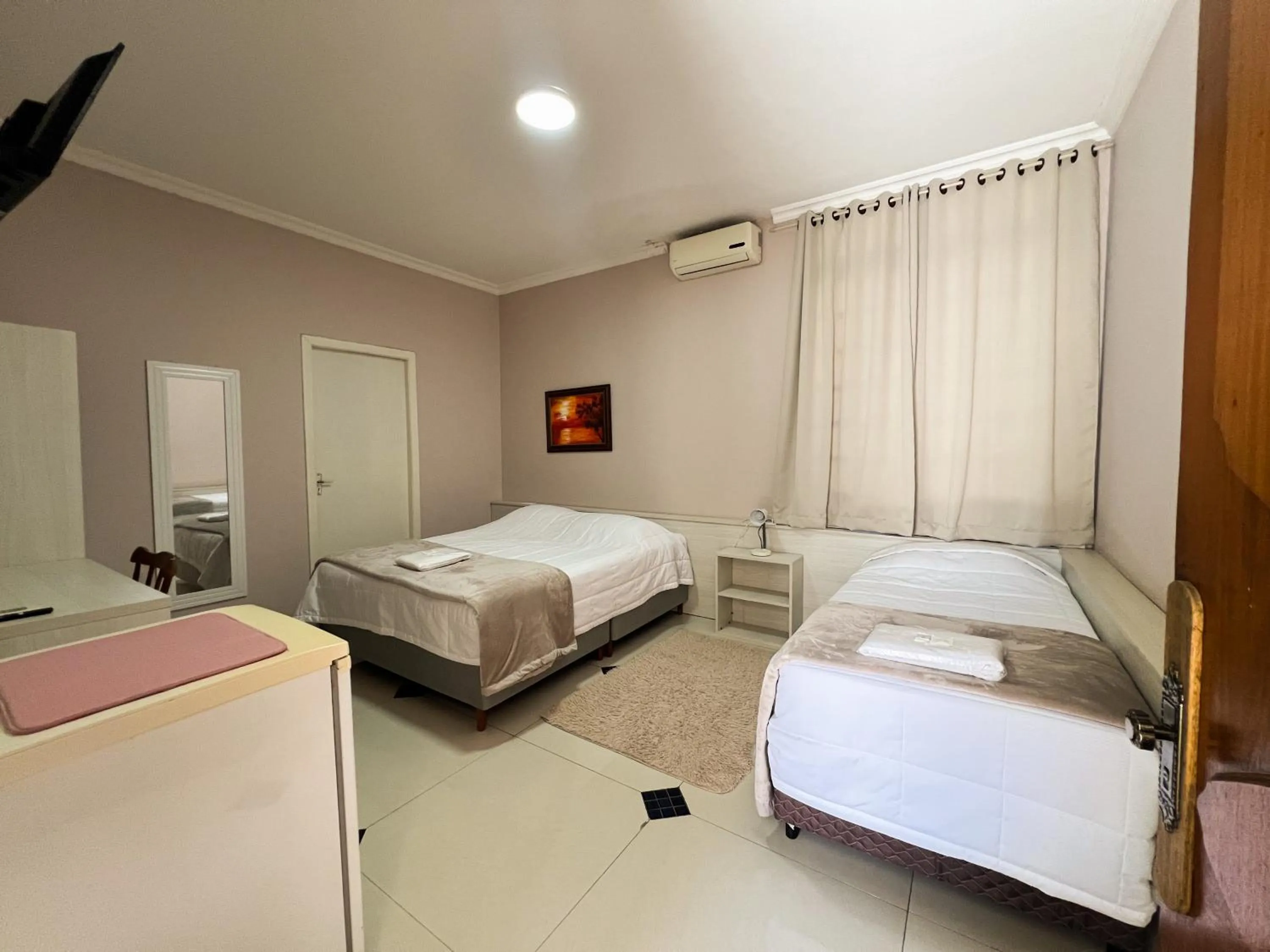 Photo of the whole room, Bed in Hotel Villa Souza Ltda