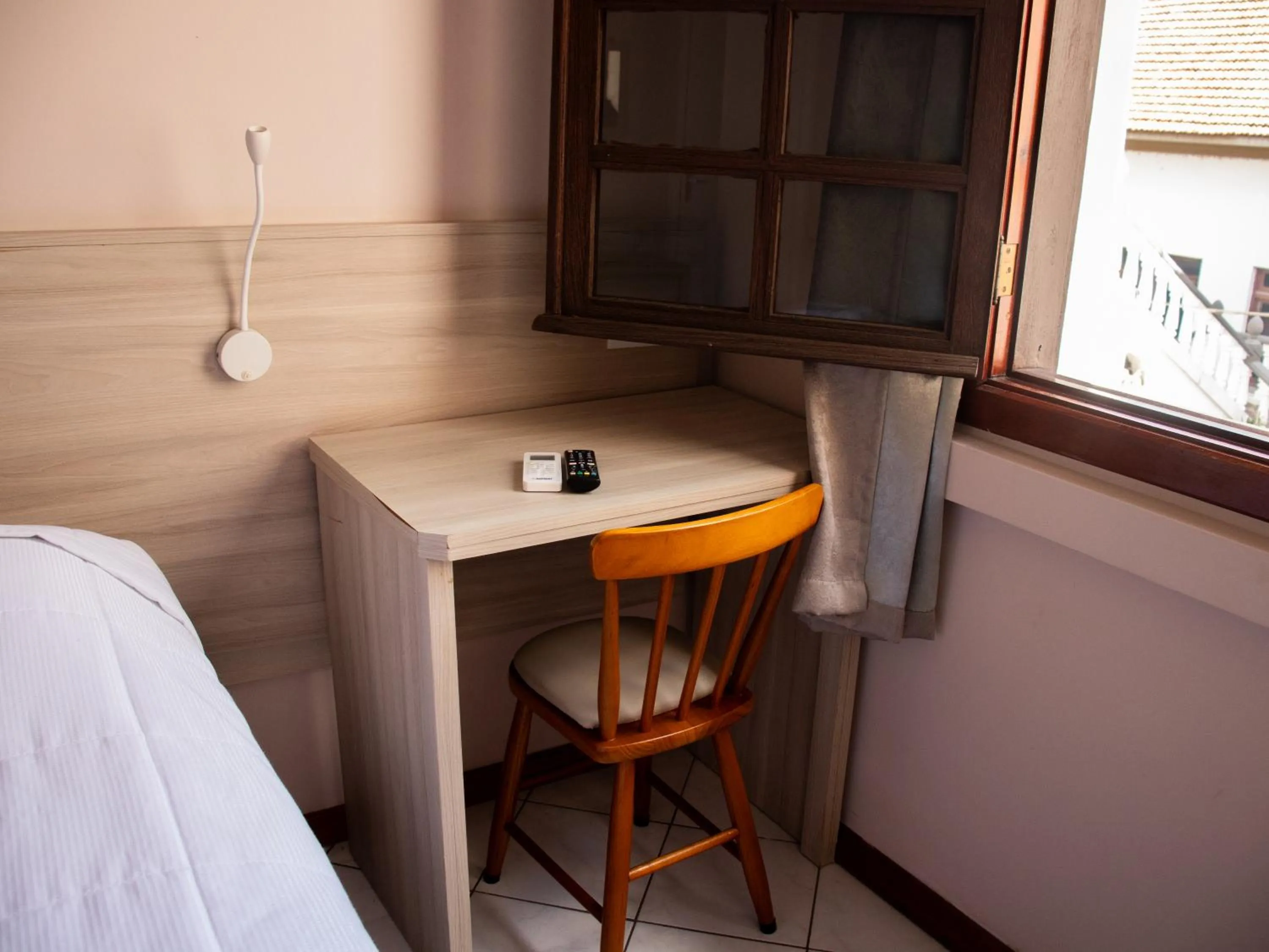 Bedroom, Bed in Hotel Villa Souza Ltda