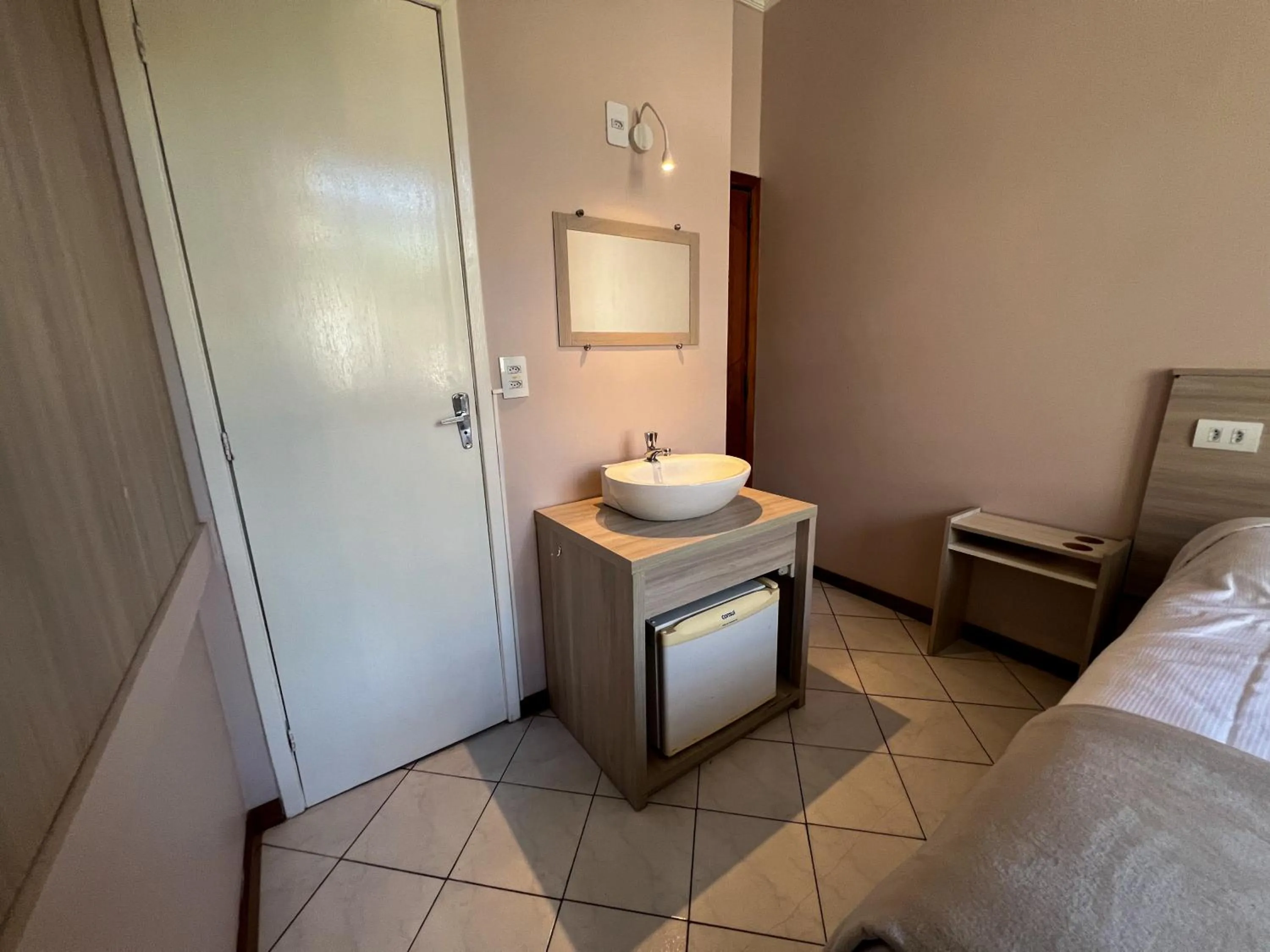 Photo of the whole room, Bed in Hotel Villa Souza Ltda