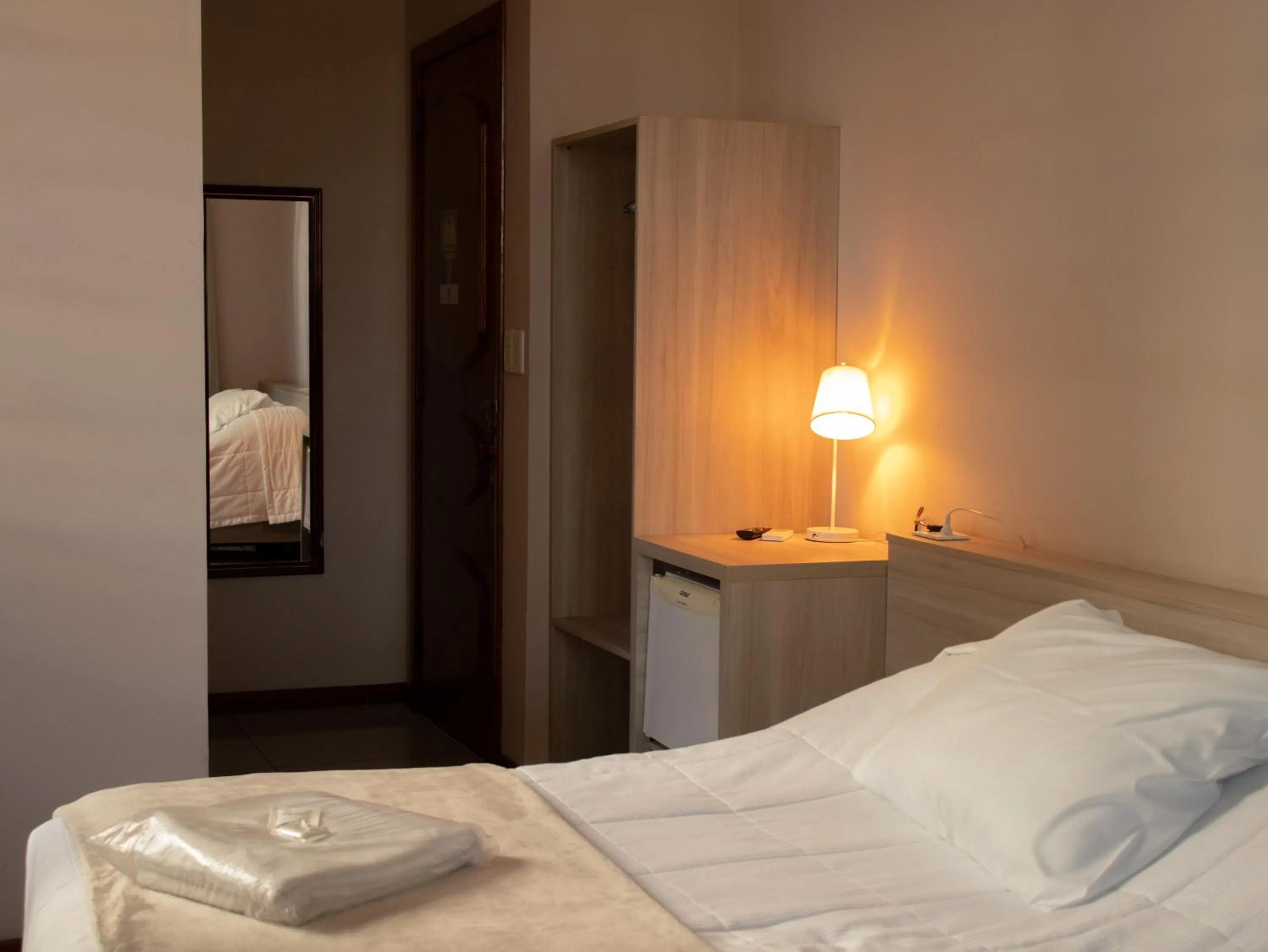 Photo of the whole room, Bed in Hotel Villa Souza Ltda